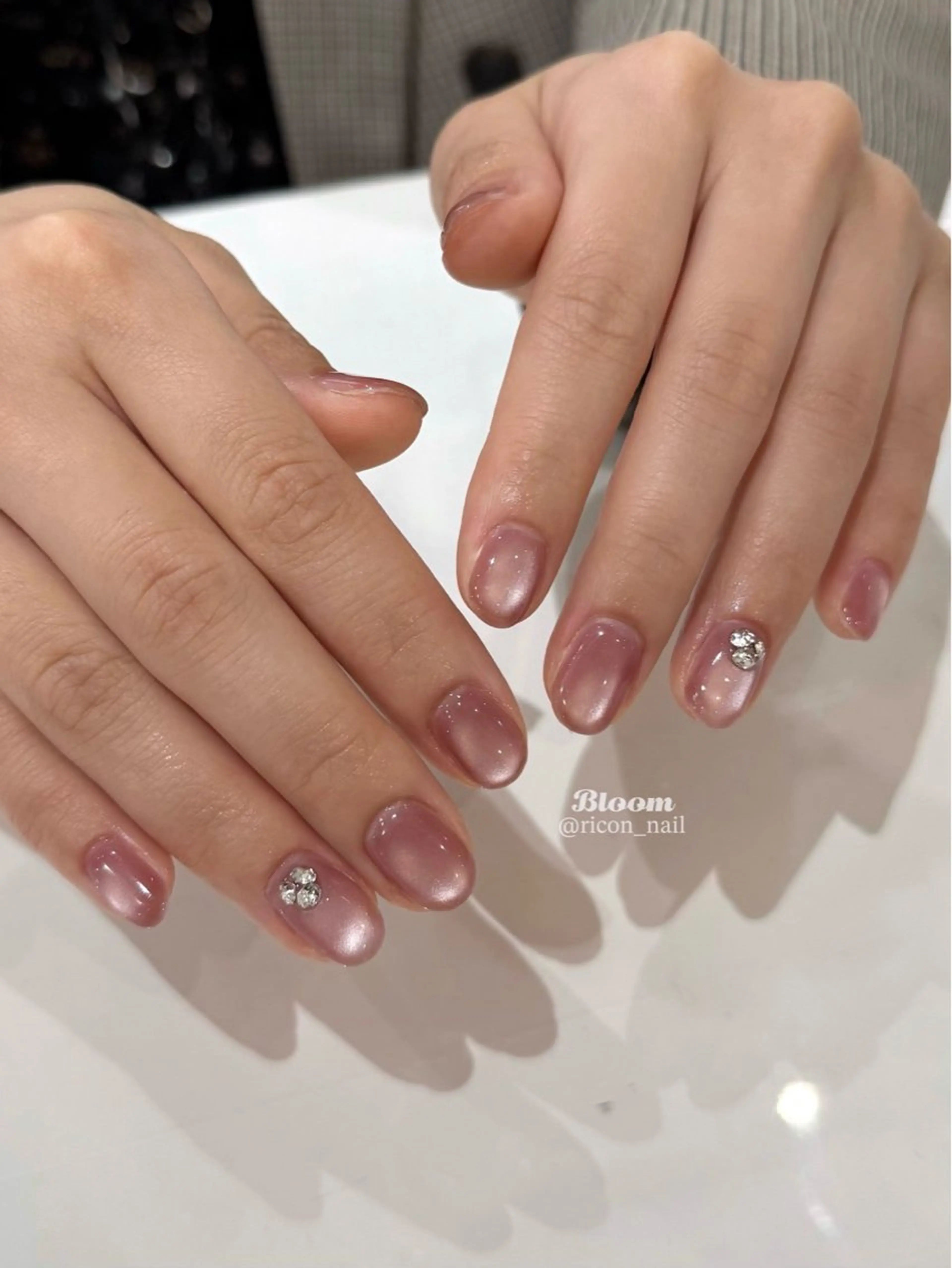 ネイル マグネットネイル Bloom 莉子のネイルデザイン