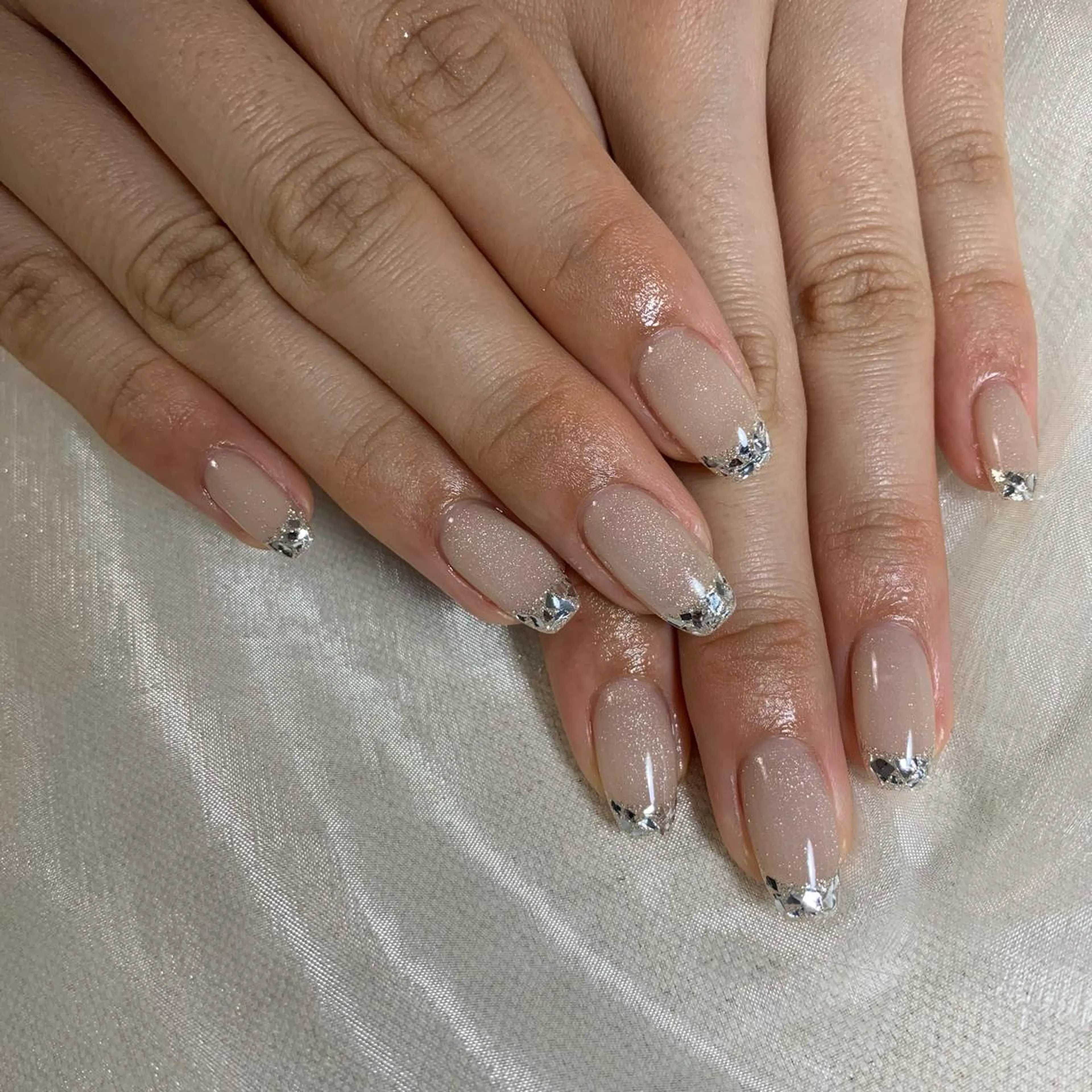 ネイル ハンドネイル repos~ルポ~所属・里見 麗のネイルデザイン