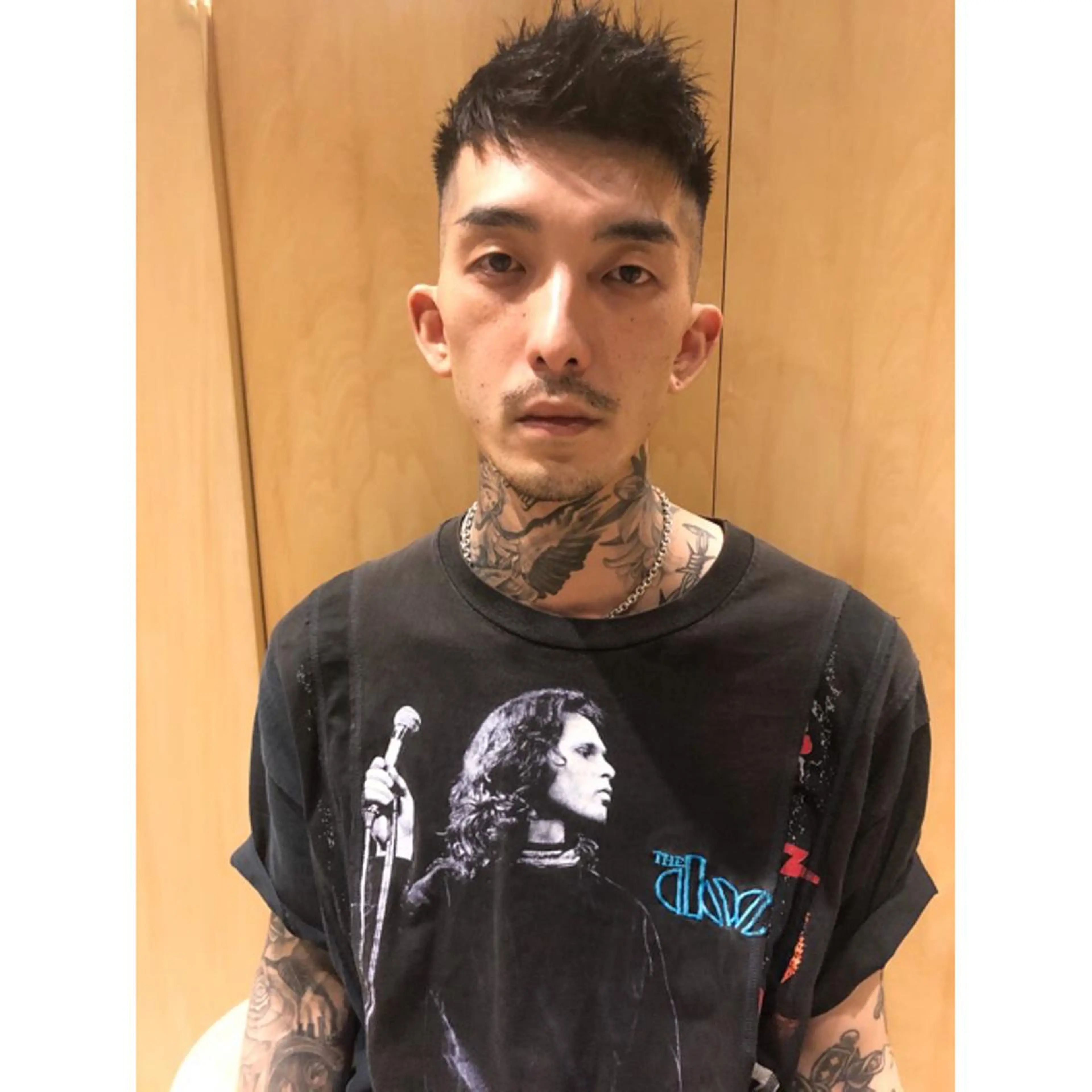 メンズ メンズブリーチ フェードカット メンズハイライト メンズハイトーン メンズインナーカラー 🌈圧倒的デザイン パーマ　関和希のヘアスタイル