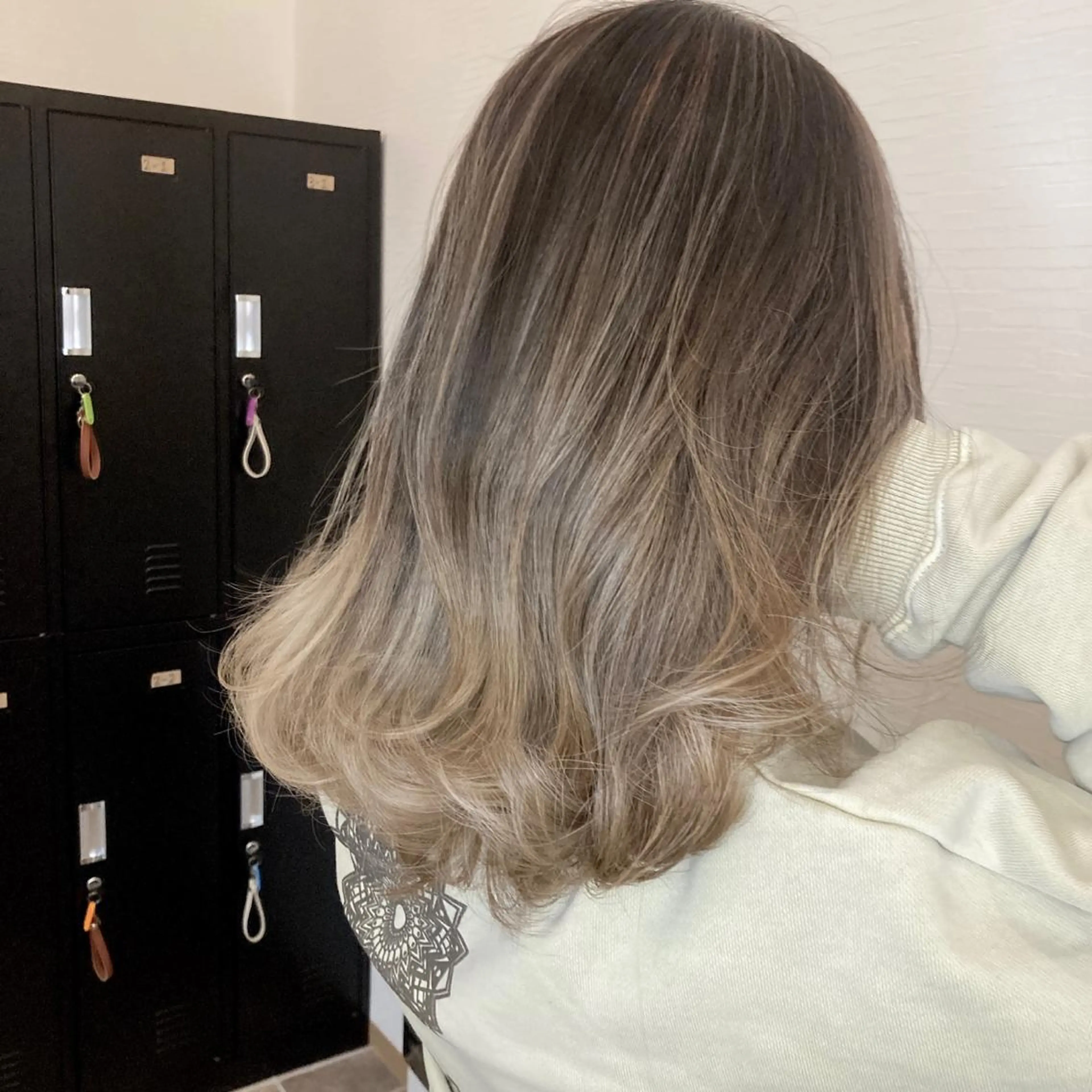 カラー ヘアカラー&縮毛矯正 STAR☆RIVERのヘアスタイル