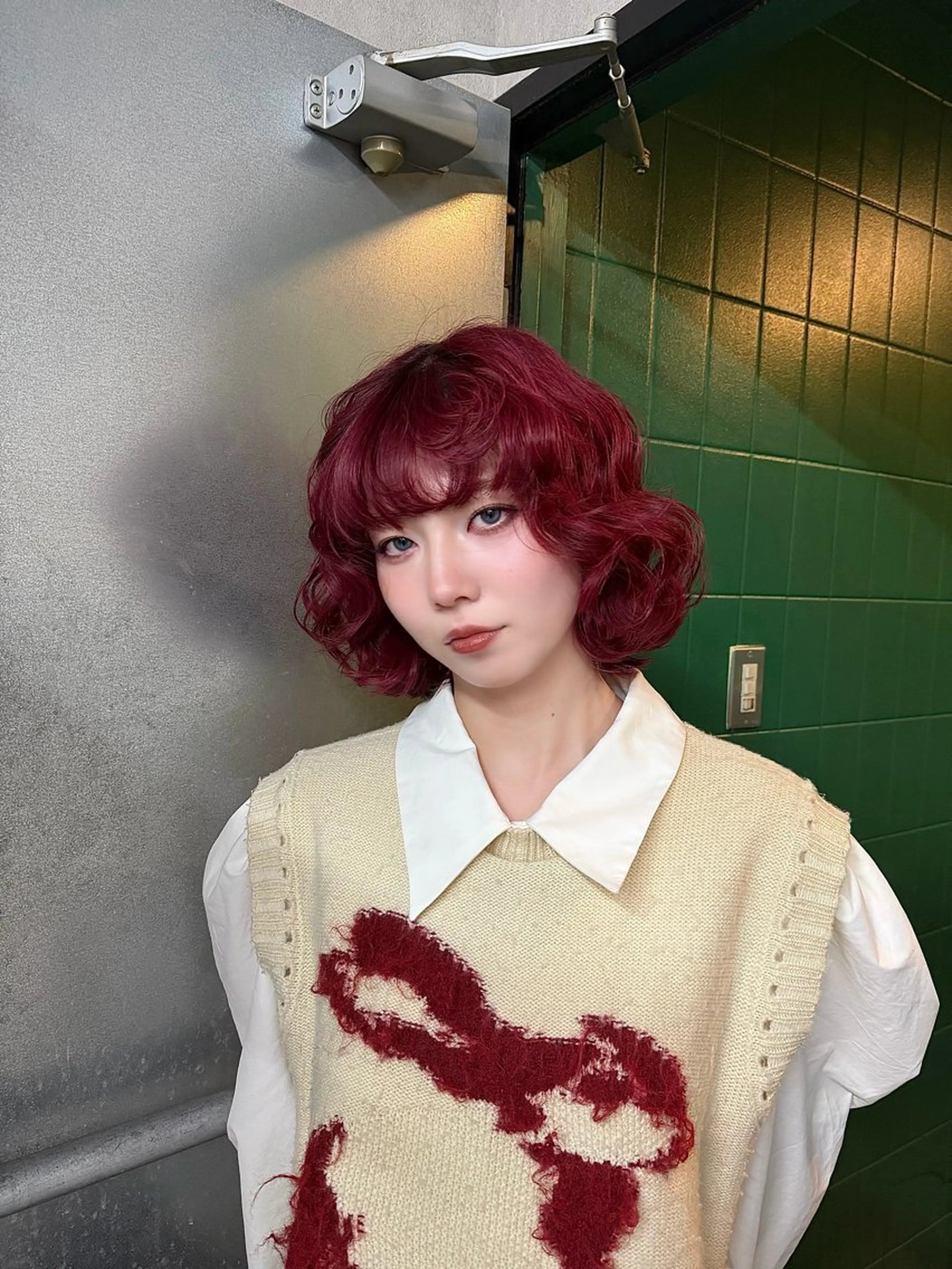 カラー レッドカラー ヘアカラー 山本 夏恋のヘアスタイル
