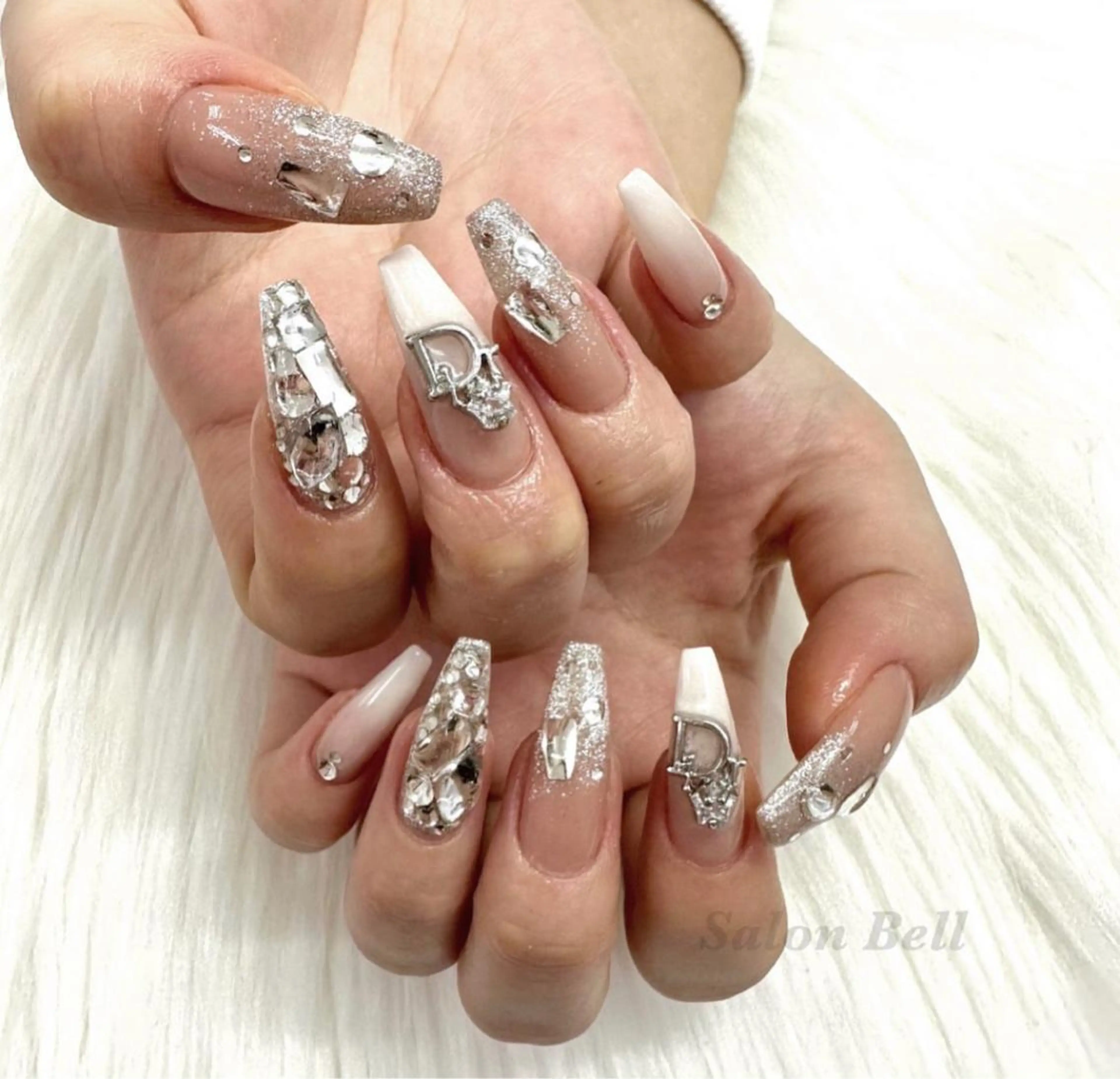 ネイル Bell 富田林店 SAYAKAのネイルデザイン