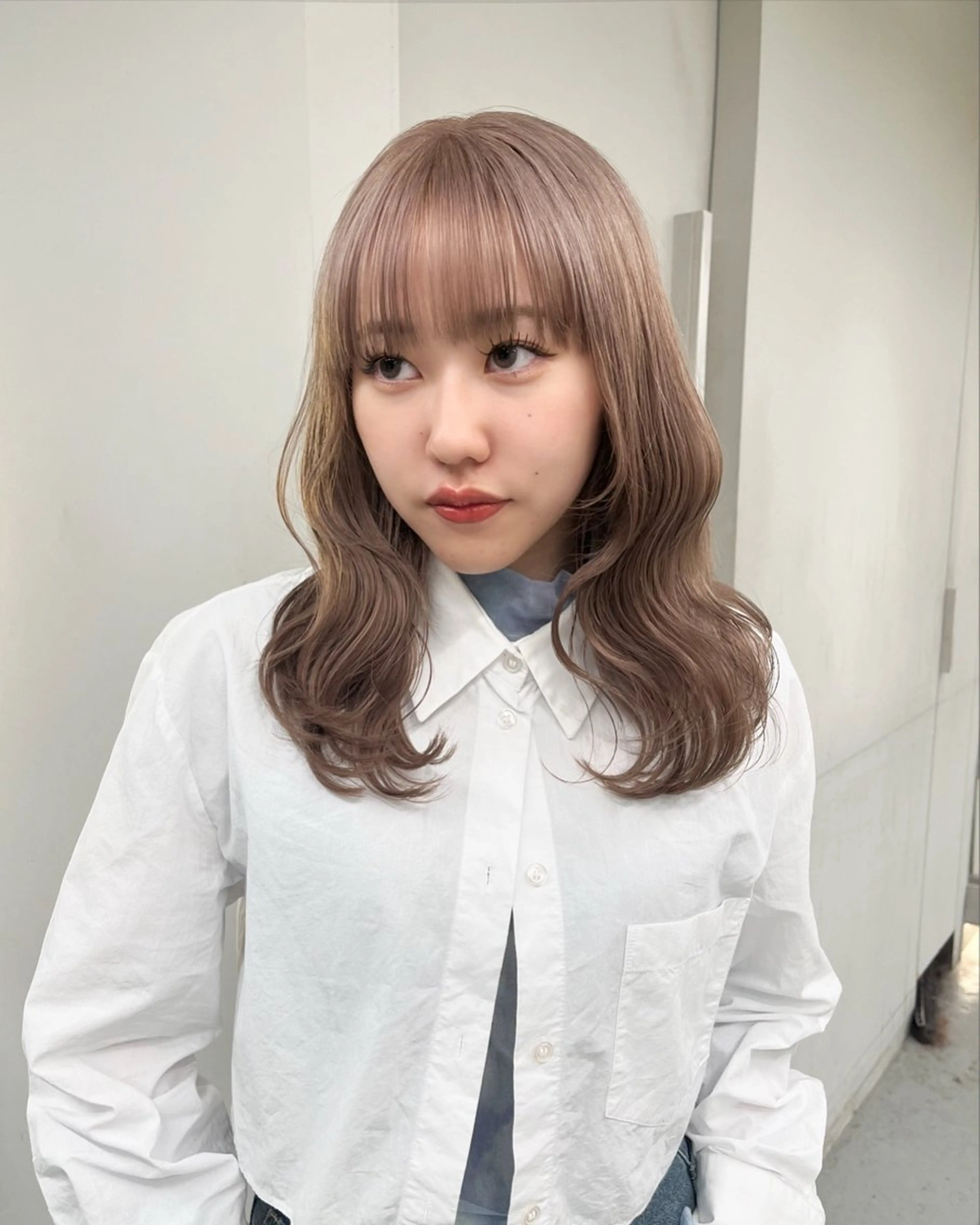 カラー ベージュカラー ブリーチ 艶ブリーチ/表参道 ハイトーン /実乃梨のヘアスタイル