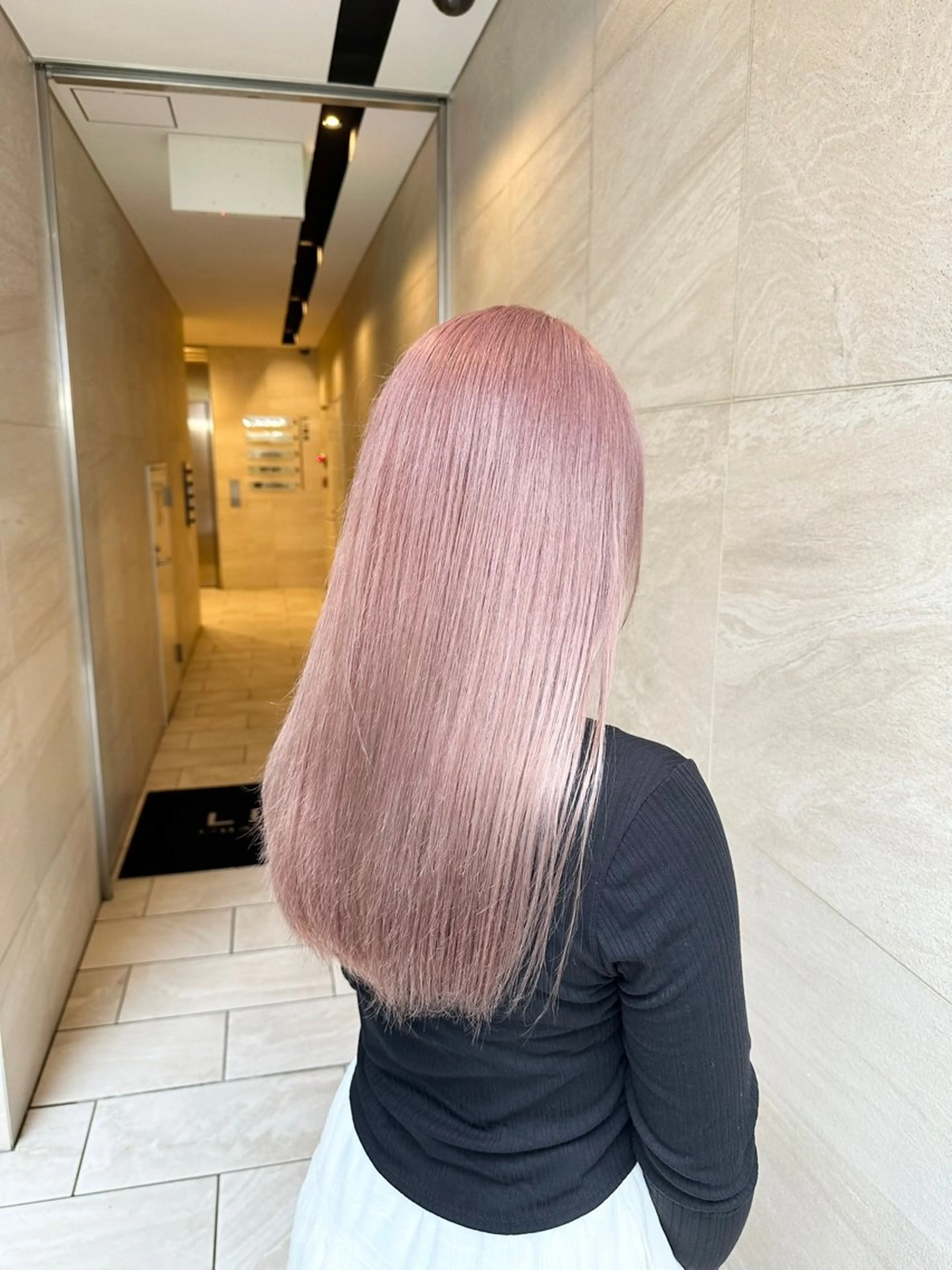 「カット＋ケアブリーチダブルカラー＋oggi otto3Stepトリートメント」の写真