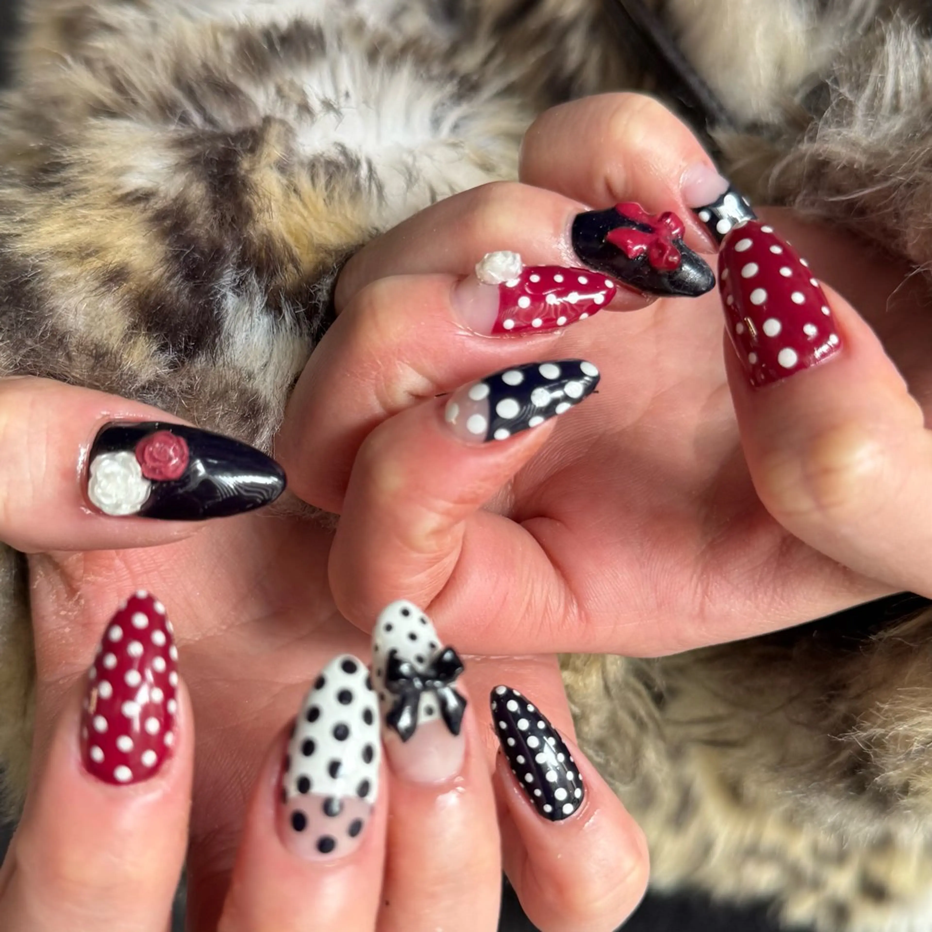 ミディアム 小川 柚香のネイルデザイン