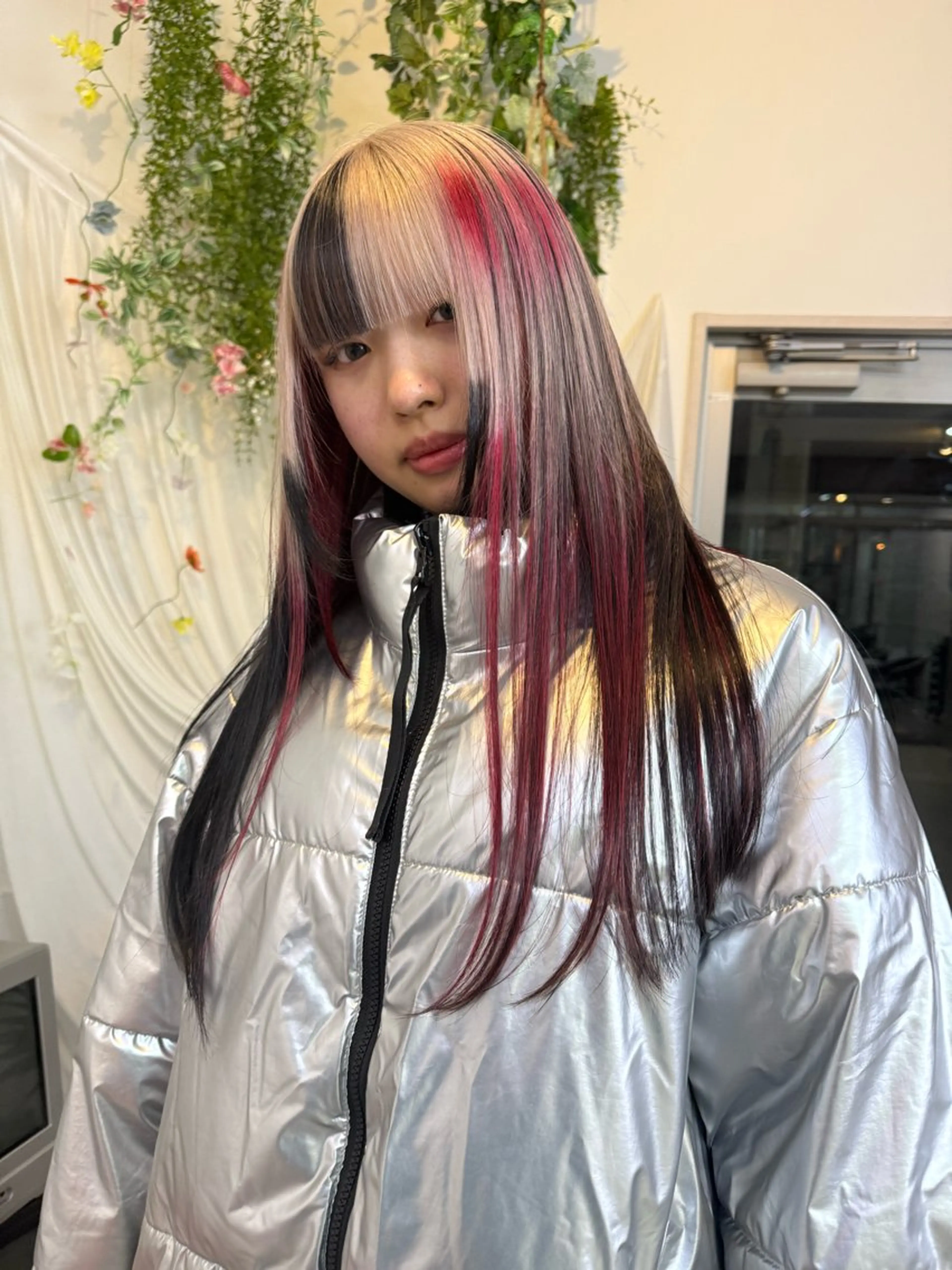 ロング カラー ブリーチ トリートメント ブリーチカラー/ デザインカラー/にらのヘアスタイル