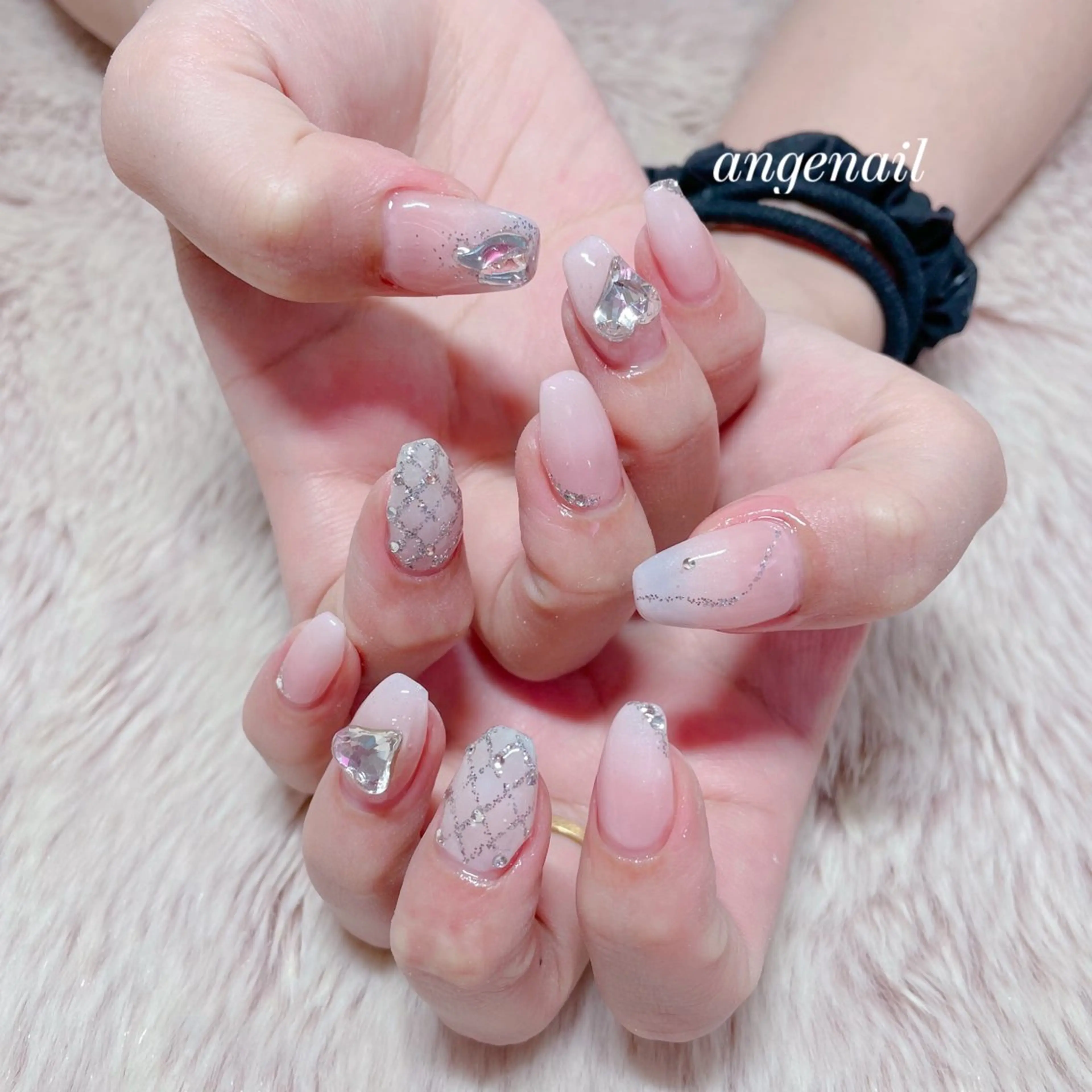 ネイル ハンドネイル オーナーネイリスト MAKIのネイルデザイン