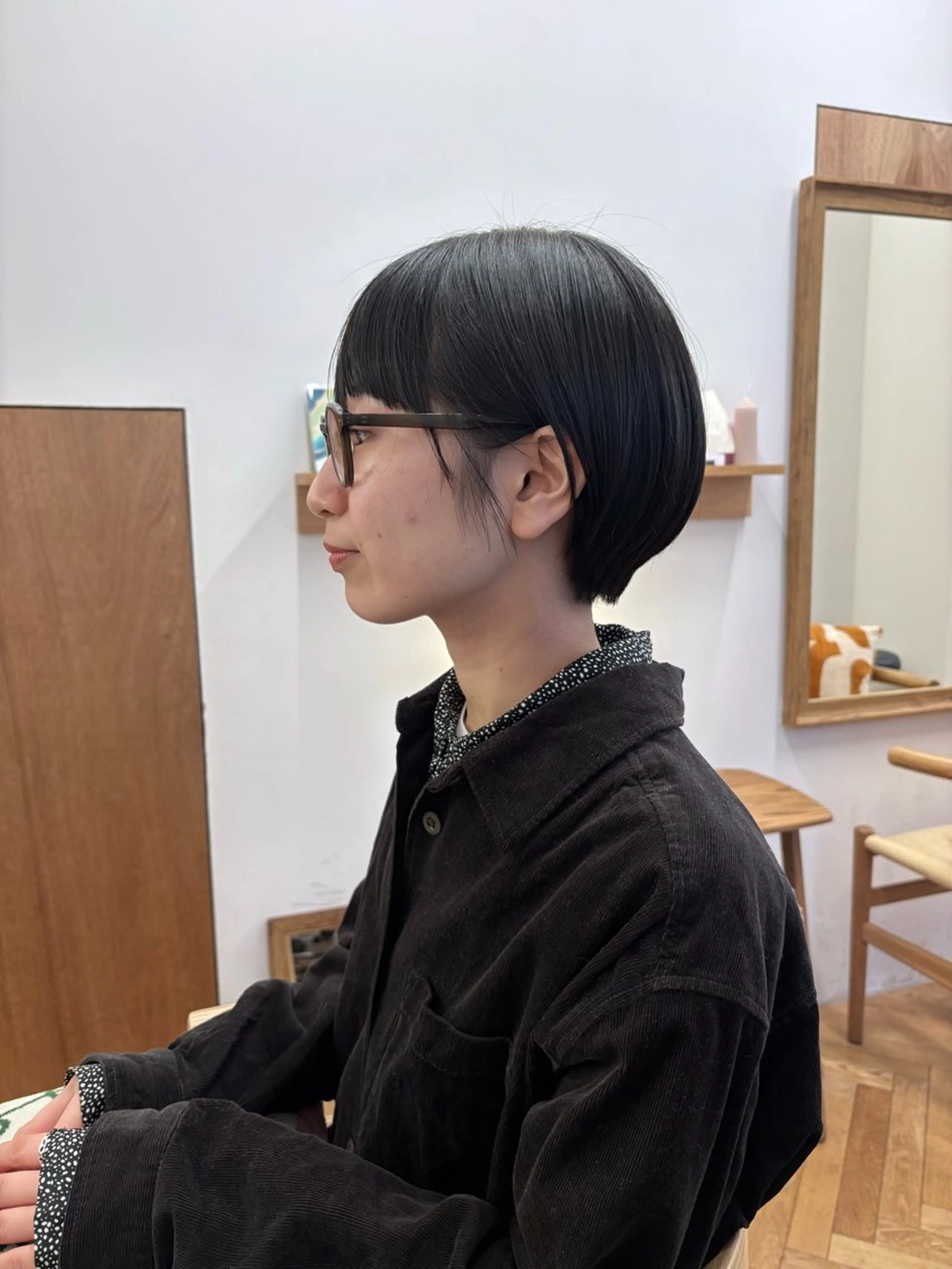 ショート カット karin🌛ボブ／ 透明感たっぷりカラーのヘアスタイル