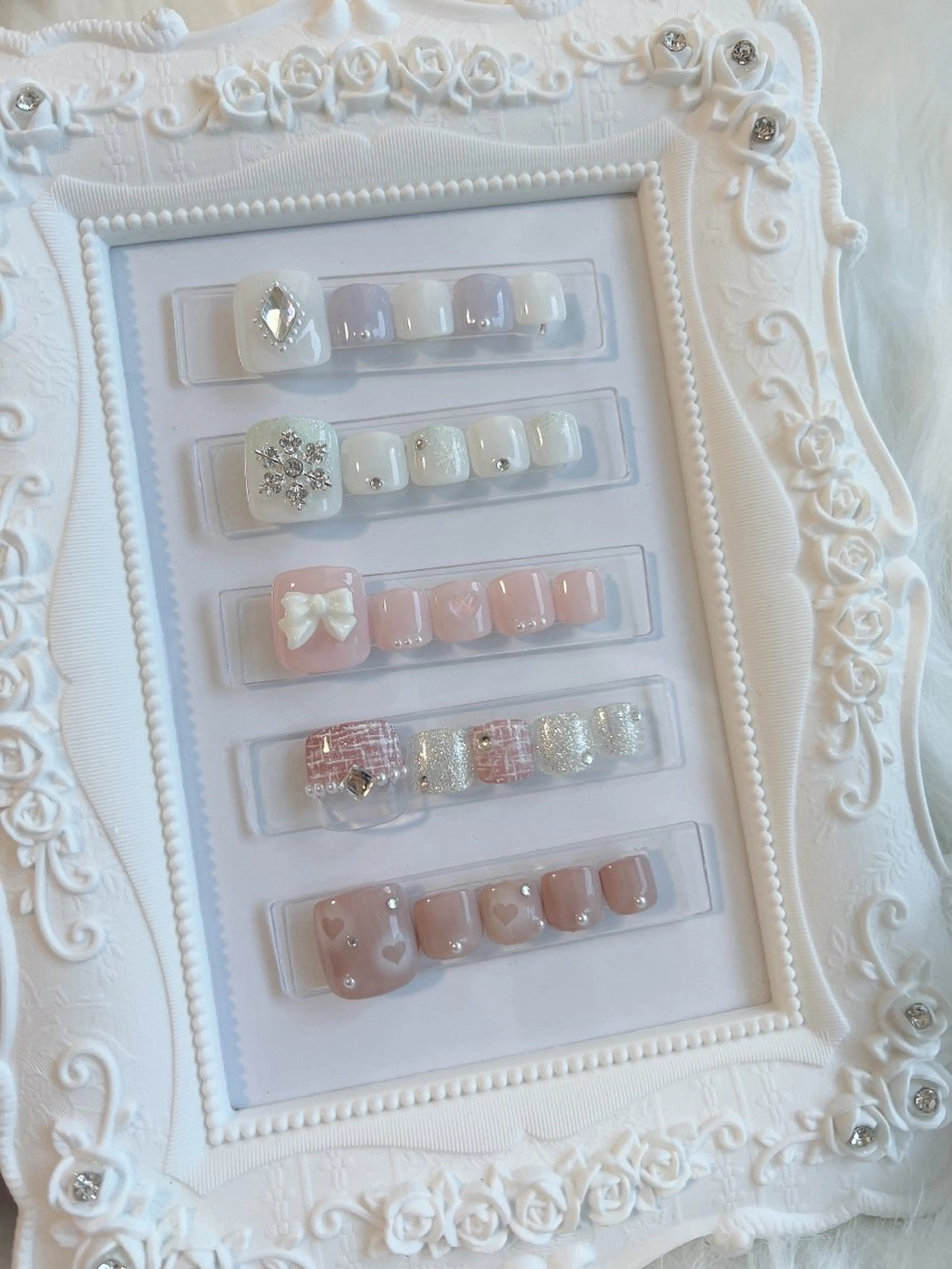 ネイル フットネイル eclana🤍 sarinaのネイルデザイン