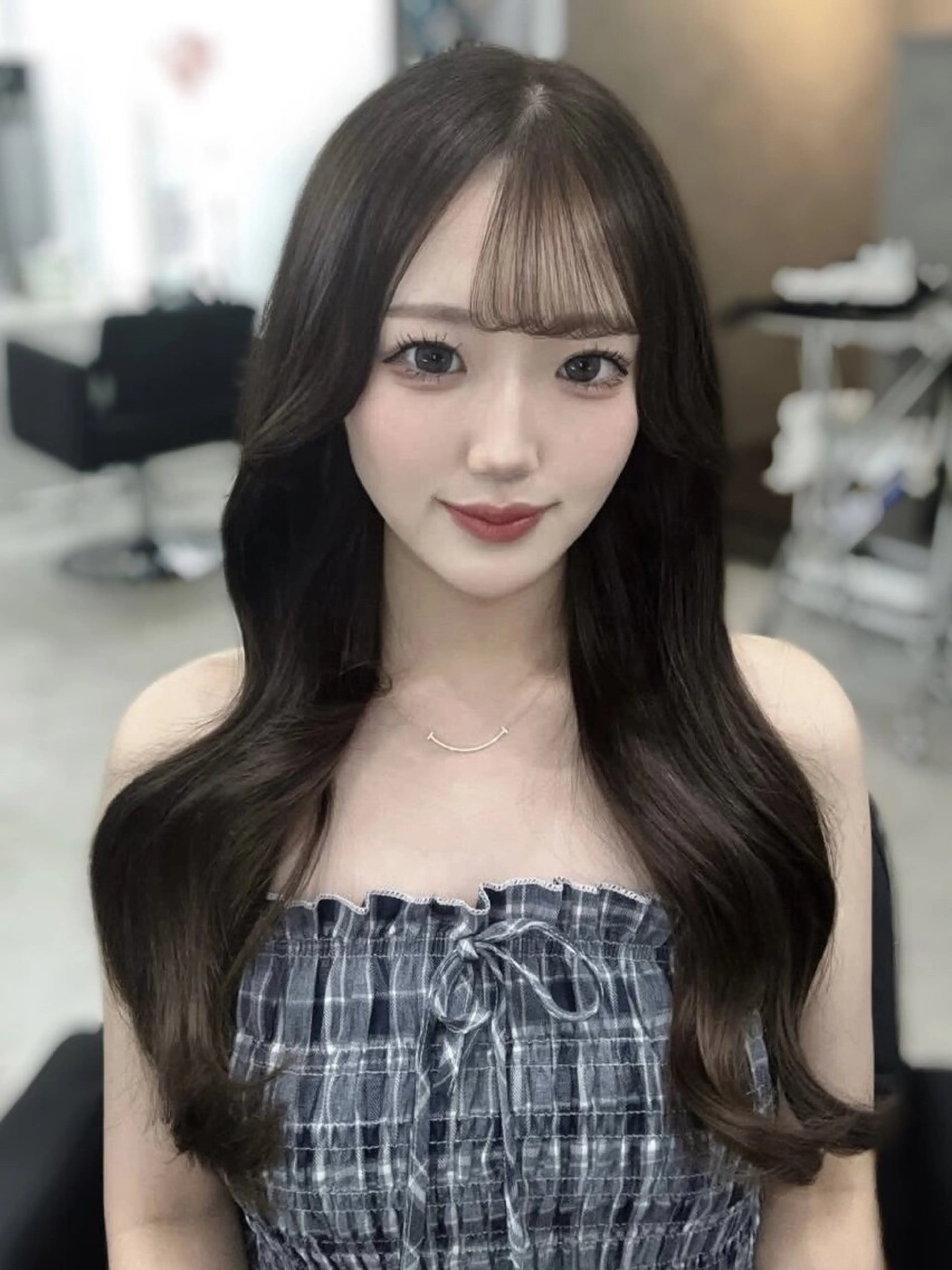 セミロング カラー カット ヘアカラー トリートメント 髪質改善 カラー専門店のヘアスタイル