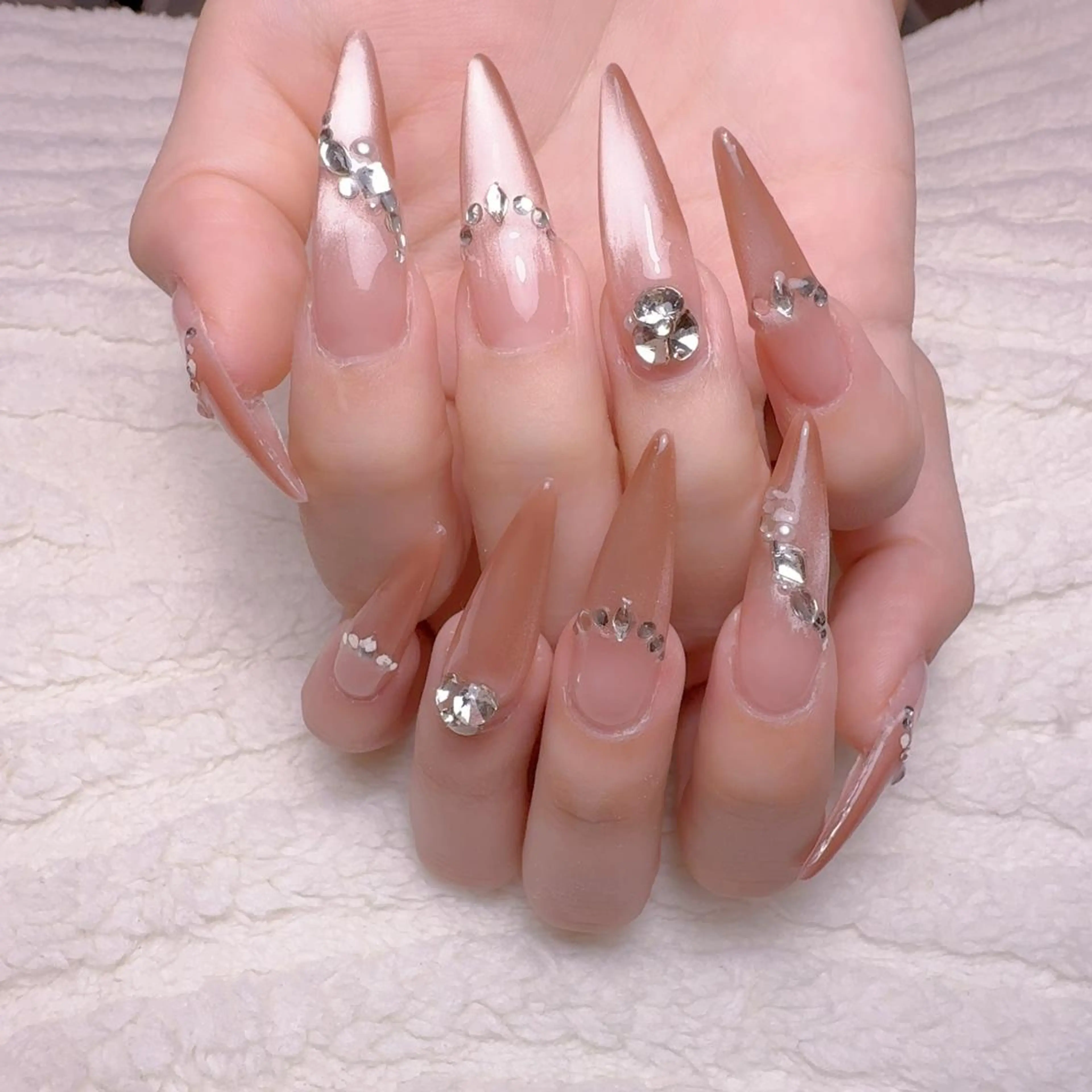 ネイル マグネットネイル cat‘s nail🐈‍⬛のネイルデザイン