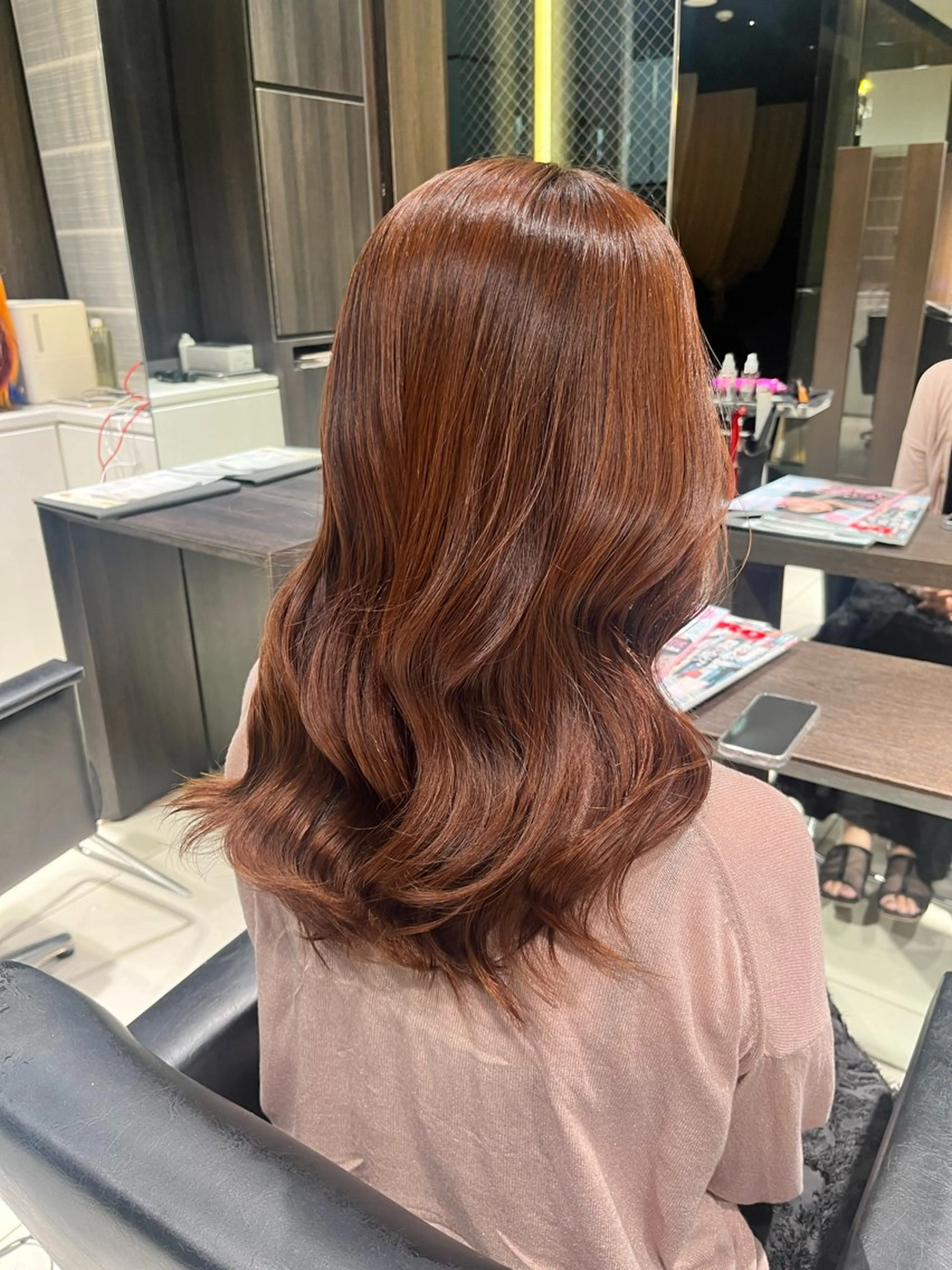 ロング ヘアセット レイヤー×艶髪🤎. 𝜗𝜚hitomiのヘアスタイル