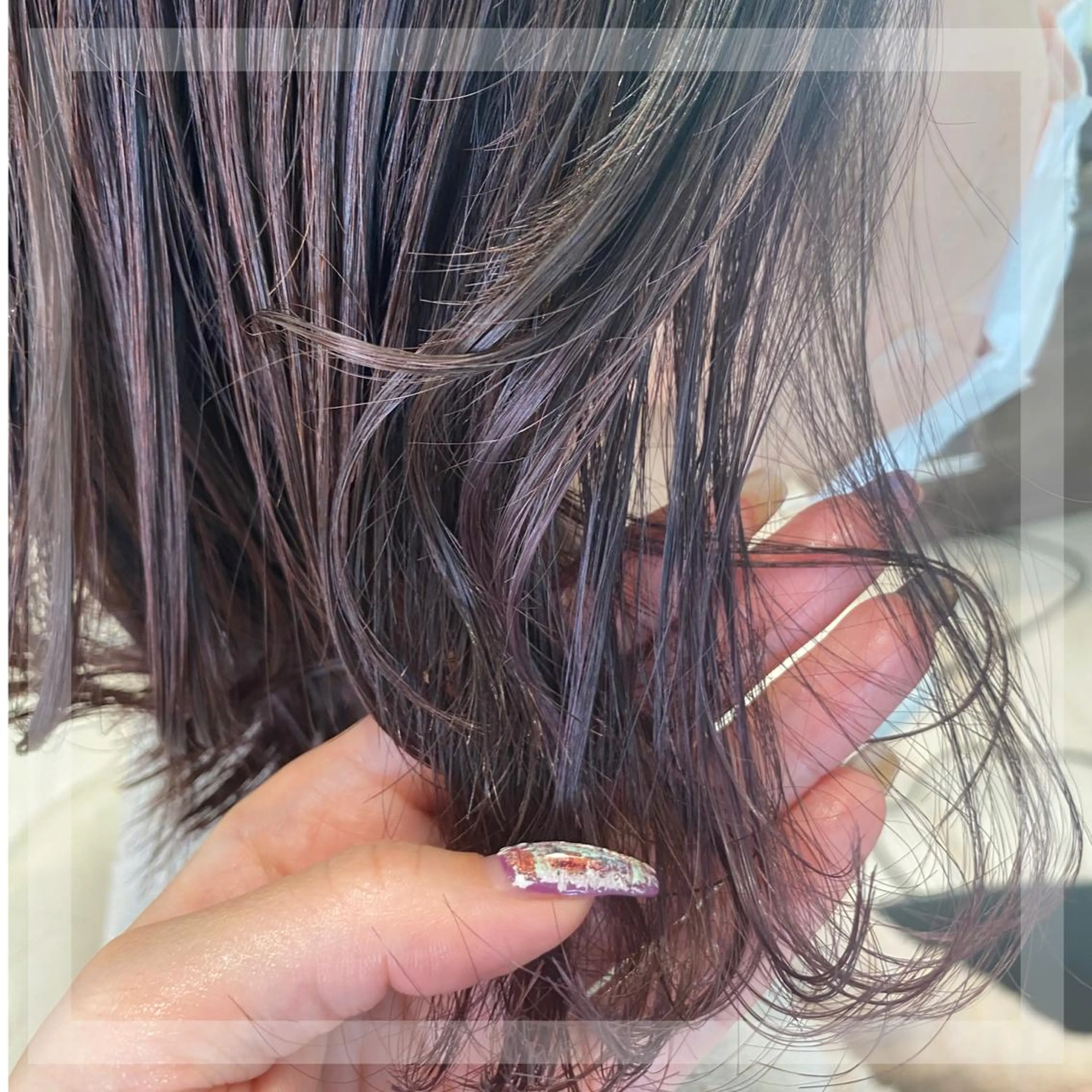 ショート カラー ラベンダーカラー パープルカラー 小顔レイヤー/ ベージュ🤍Rieのヘアスタイル