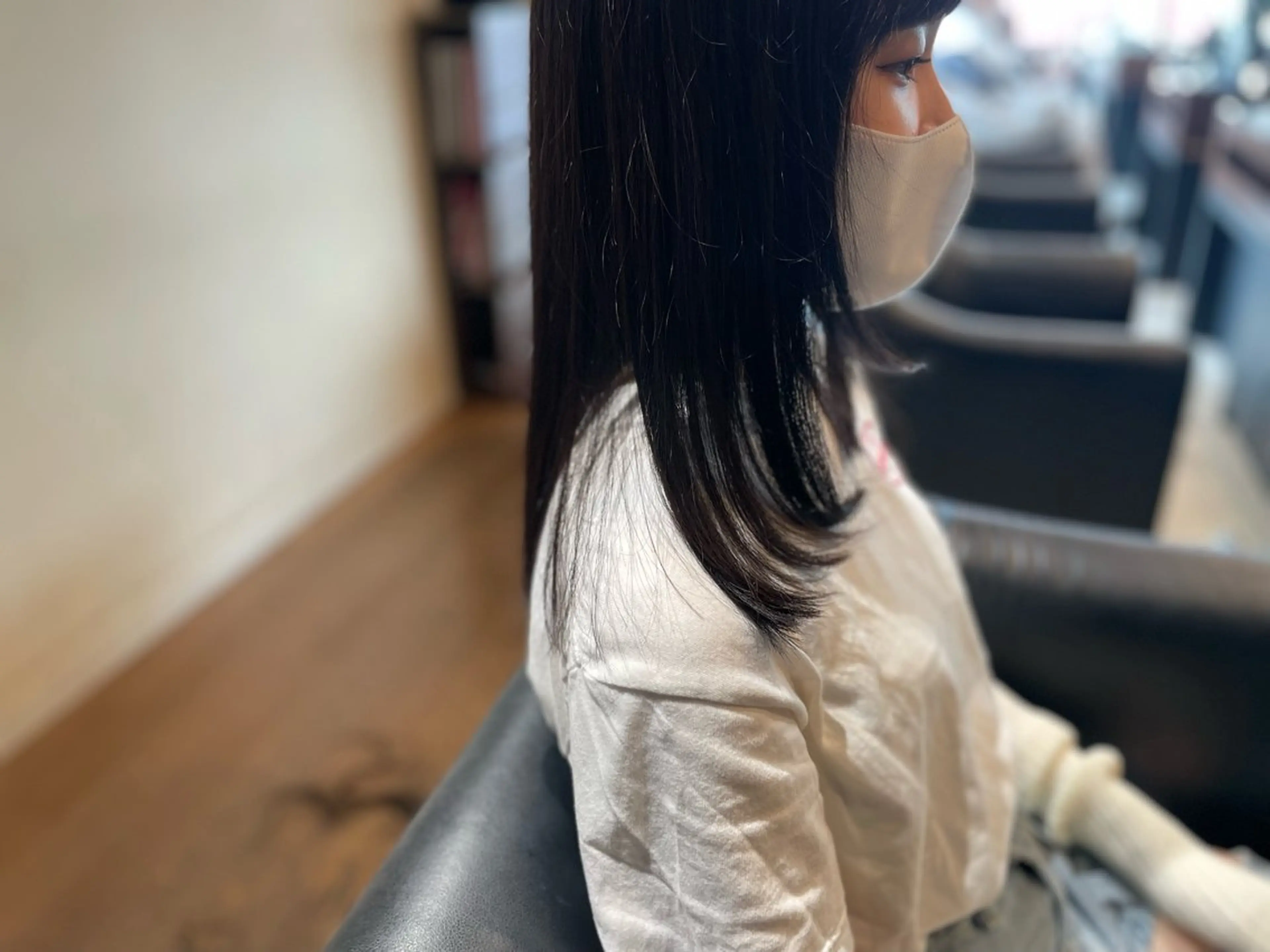 ミディアム ショート・ボブ 中村俊哉のヘアスタイル