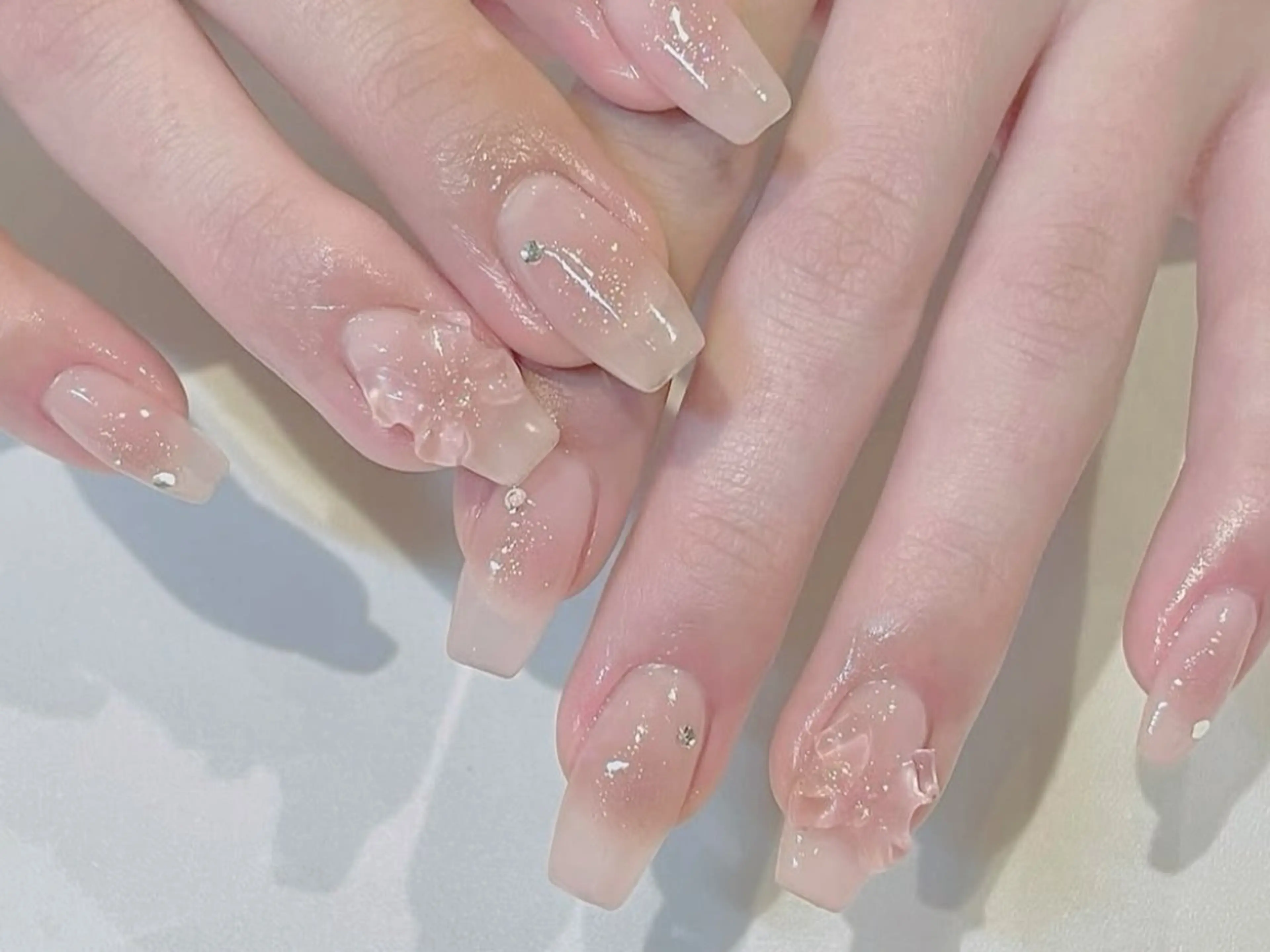 メンズ ネイル アートネイル フレンチネイル ジェルネイル キラキラネイル パラジェル ハンドネイル ハンドケア Bloom スカルプ専門店のネイルデザイン