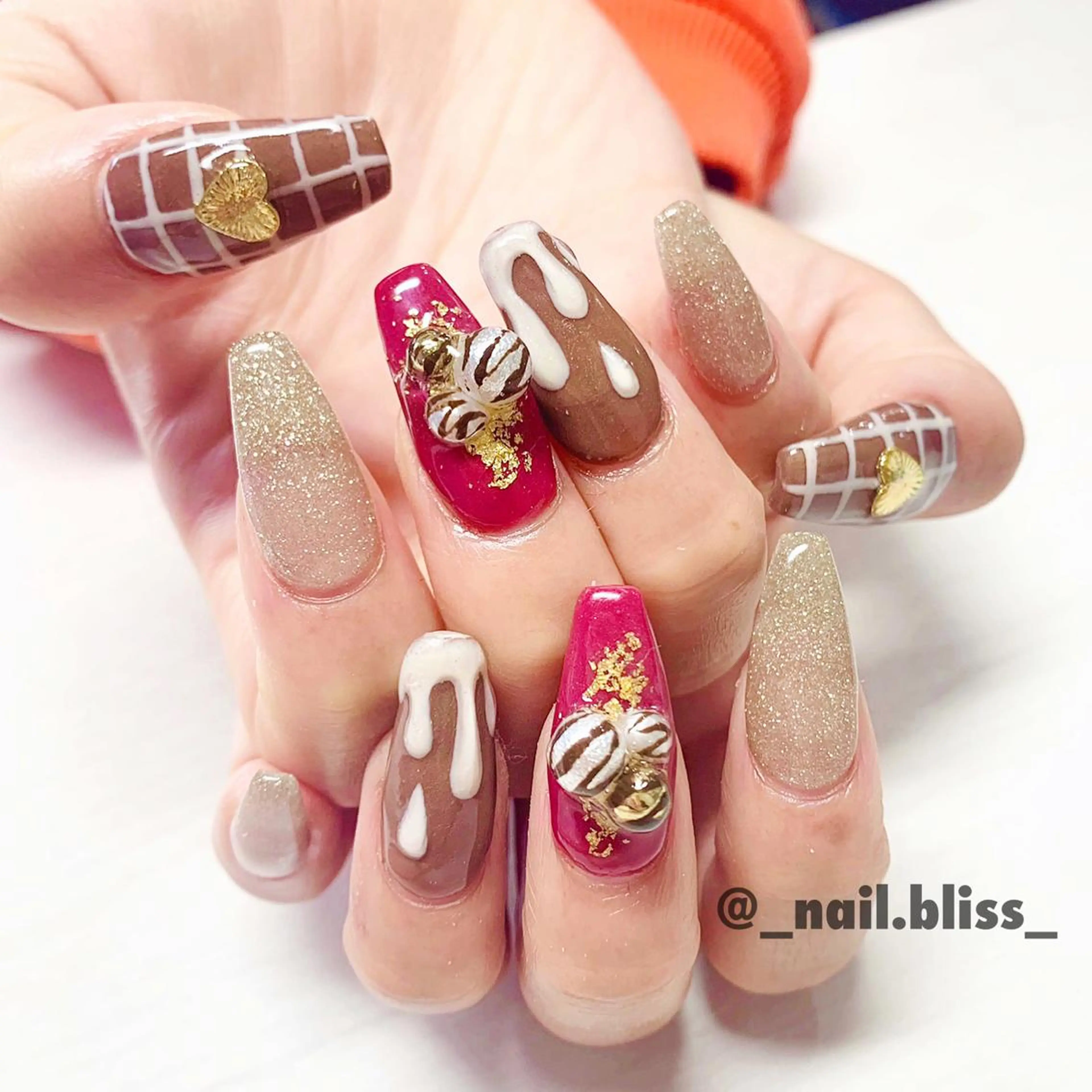 ネイル バレンタイン ハンドネイル NAIL BLISSのネイルデザイン