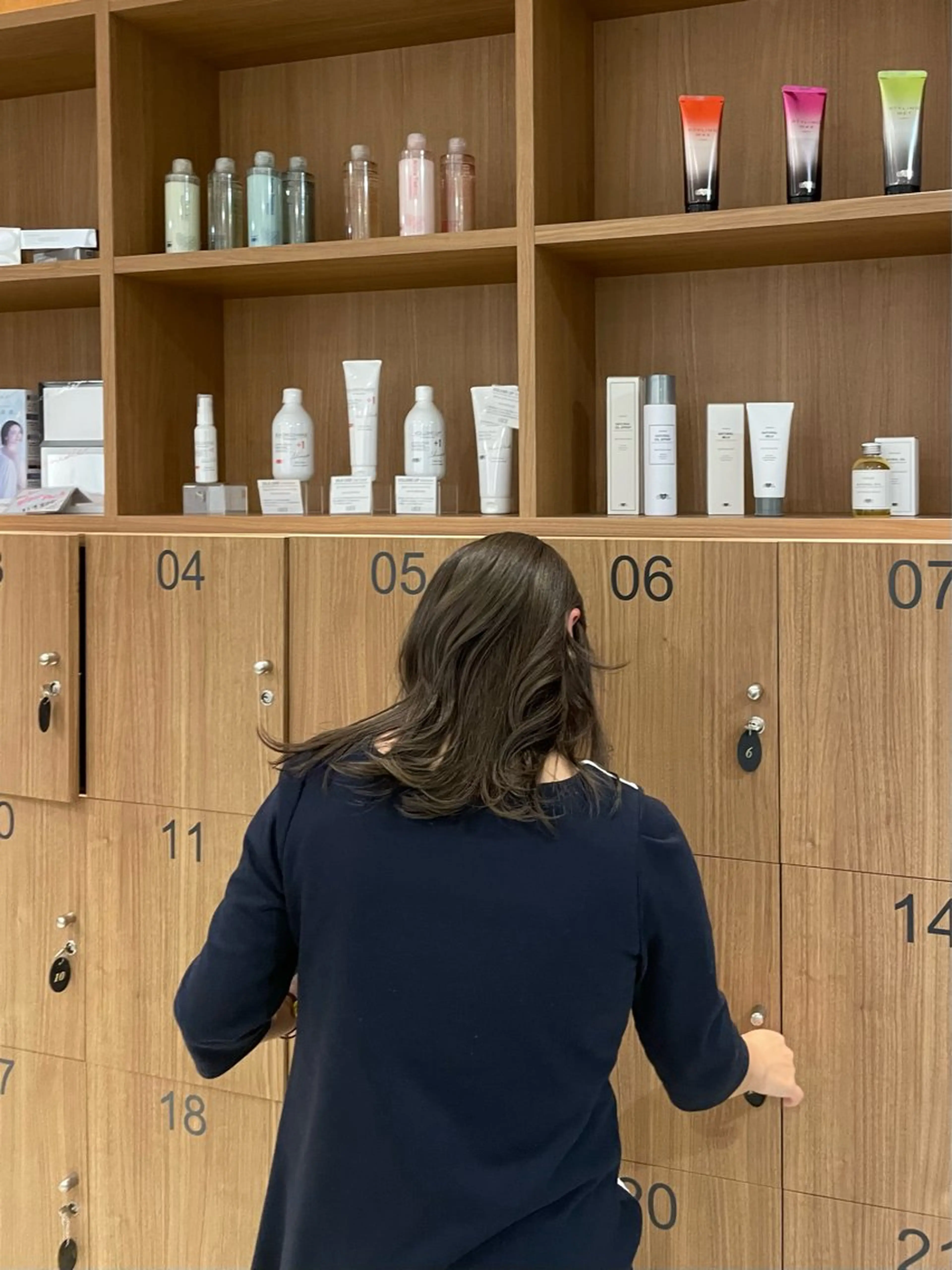 ミディアム カラー ブリーチ 透明感カラー Mayu まゆのヘアスタイル