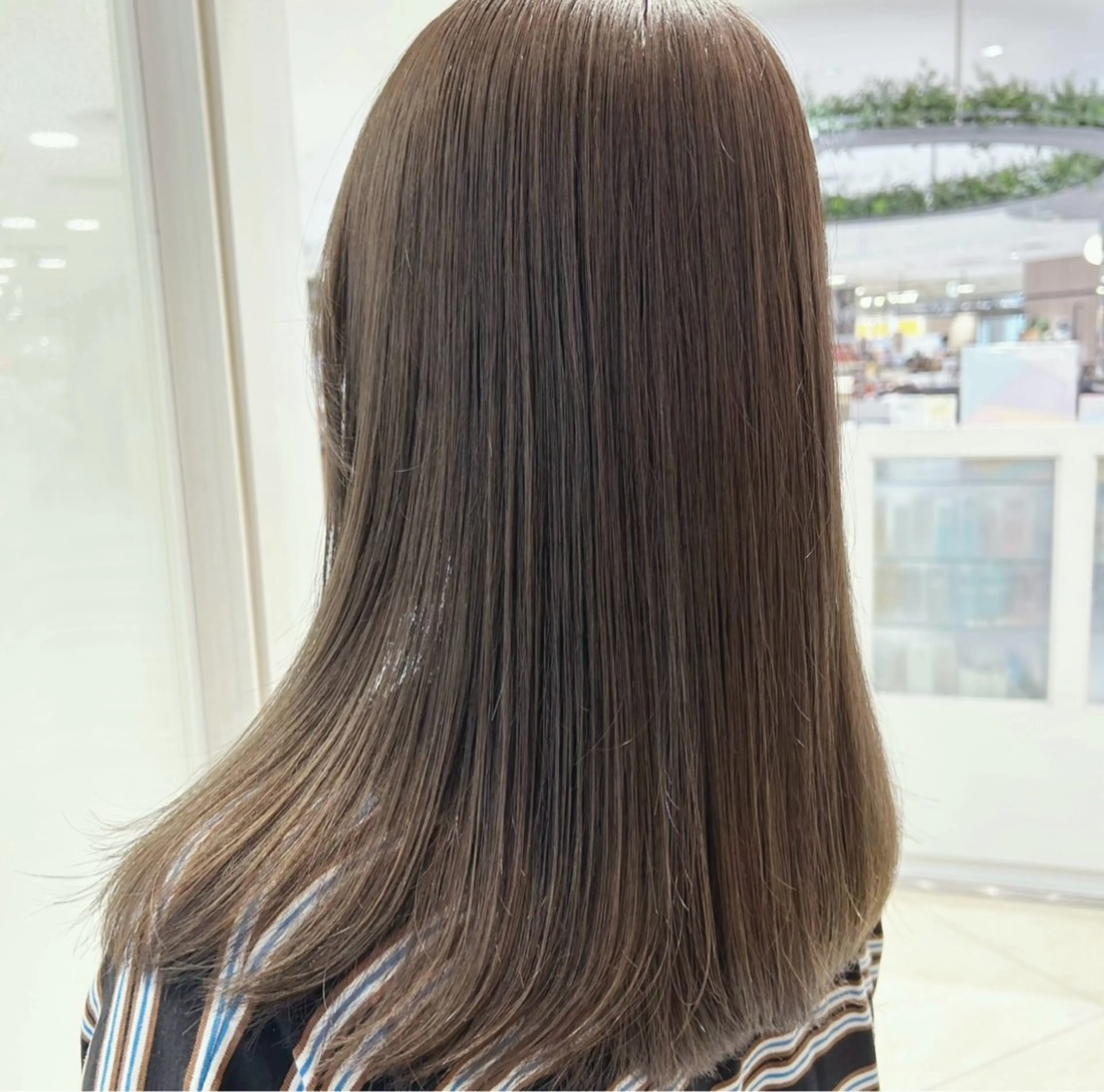 セミロング カラー 縮毛矯正/髪質改善/ 艶髪ササキナツミのヘアスタイル