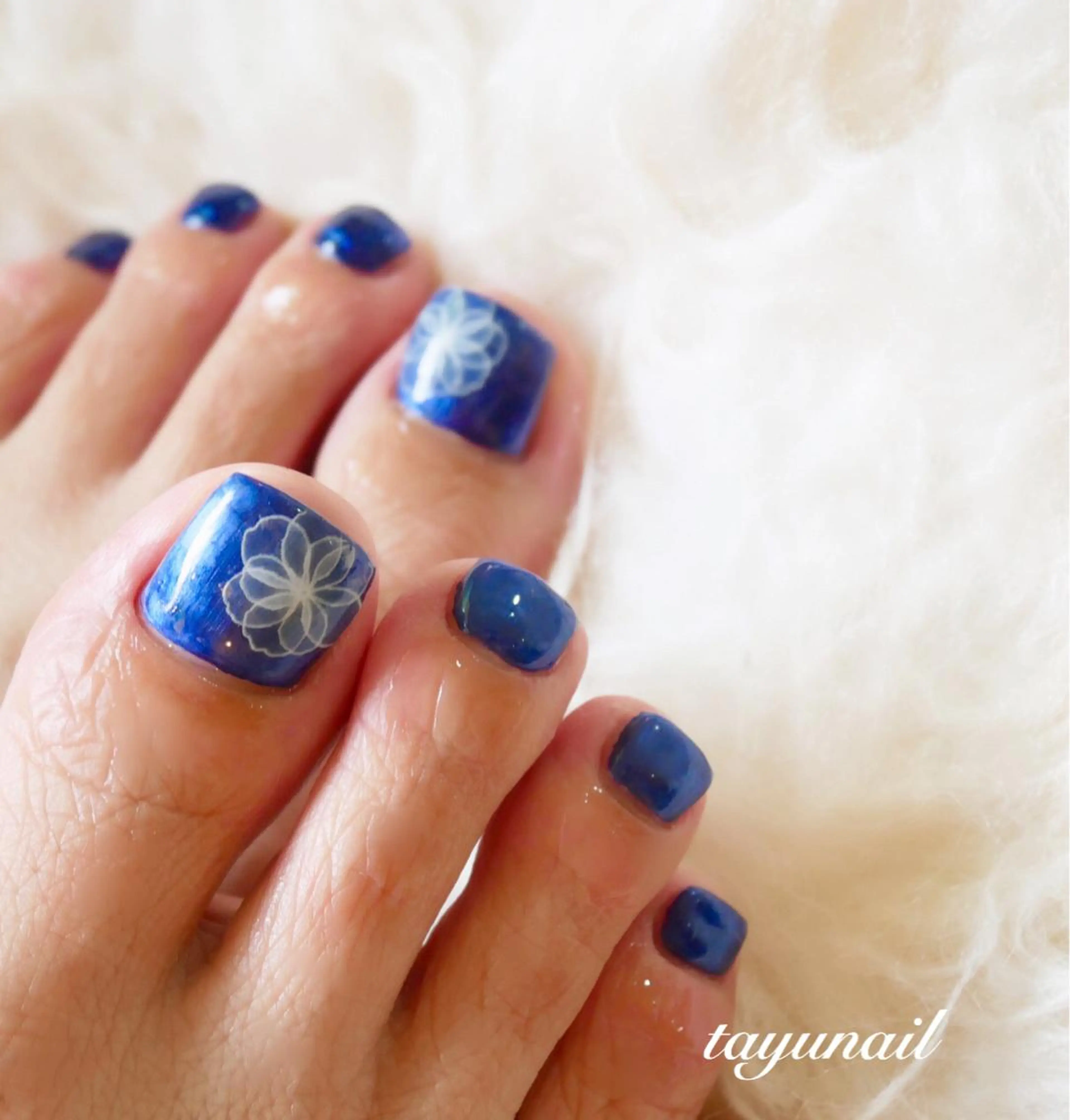 ネイル フットネイル ワンカラーネイル フットネイル ネイルサロン 【たゆnail】のネイルデザイン