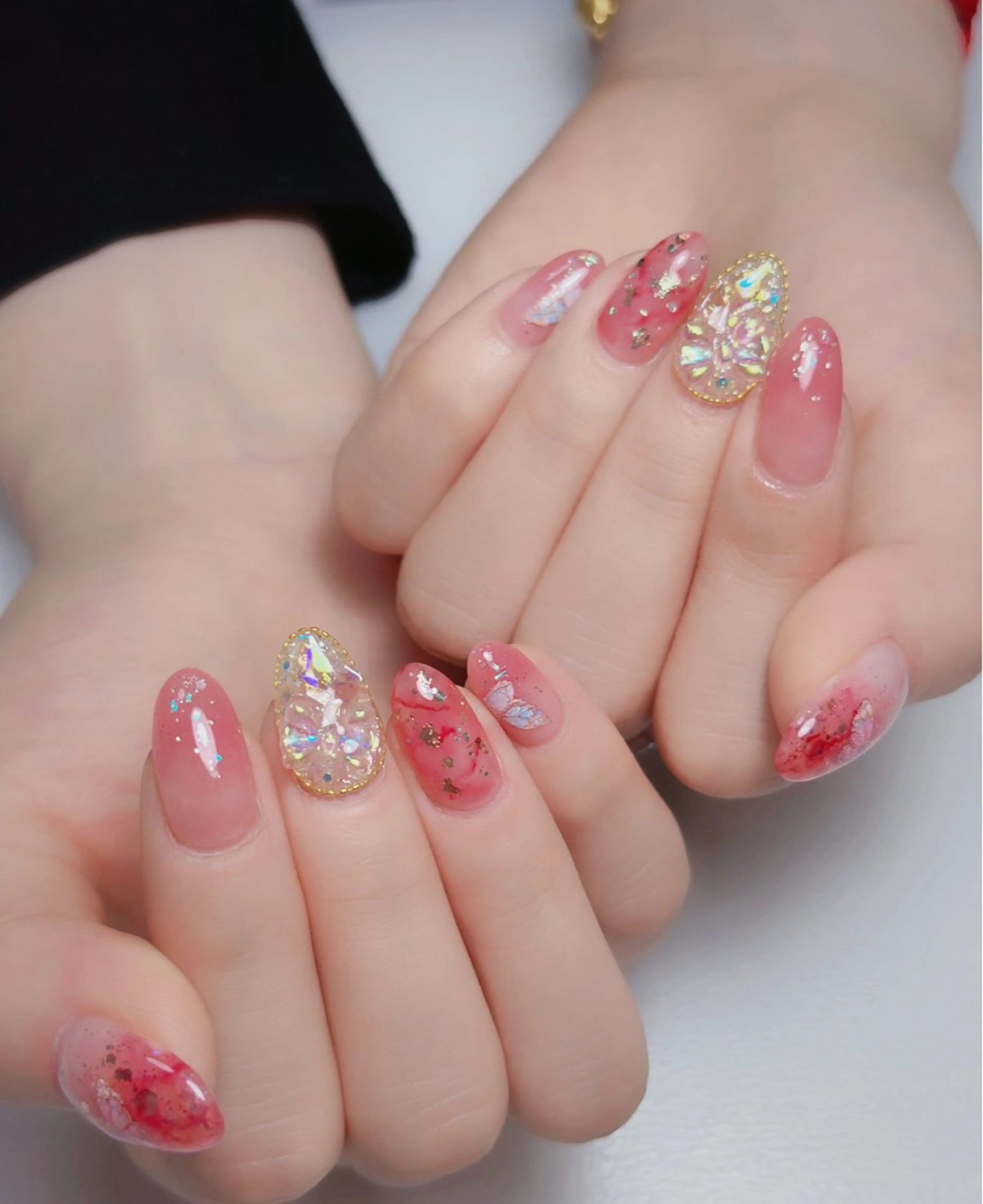 ネイル オーロラネイル 長さ出し フットネイル ラメ(グリッター) ラメグラデーション ハンドネイル 👍thumbs up nail👍のネイルデザイン