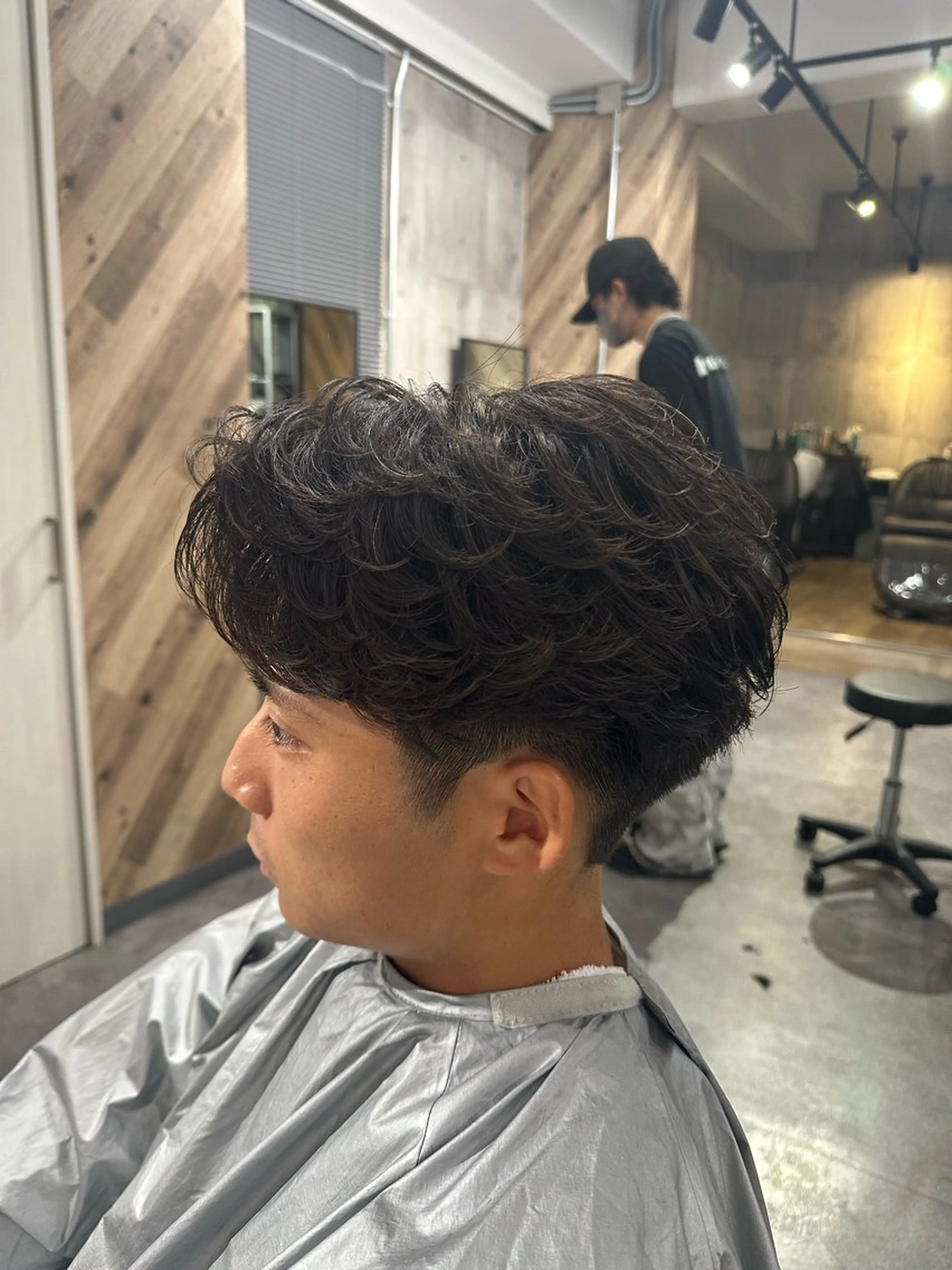 パーマ メンズ フェザーパーマ メンズパーマ ニュアンスパーマ タクミ/名駅/栄 メンズ特化型美容師のヘアスタイル