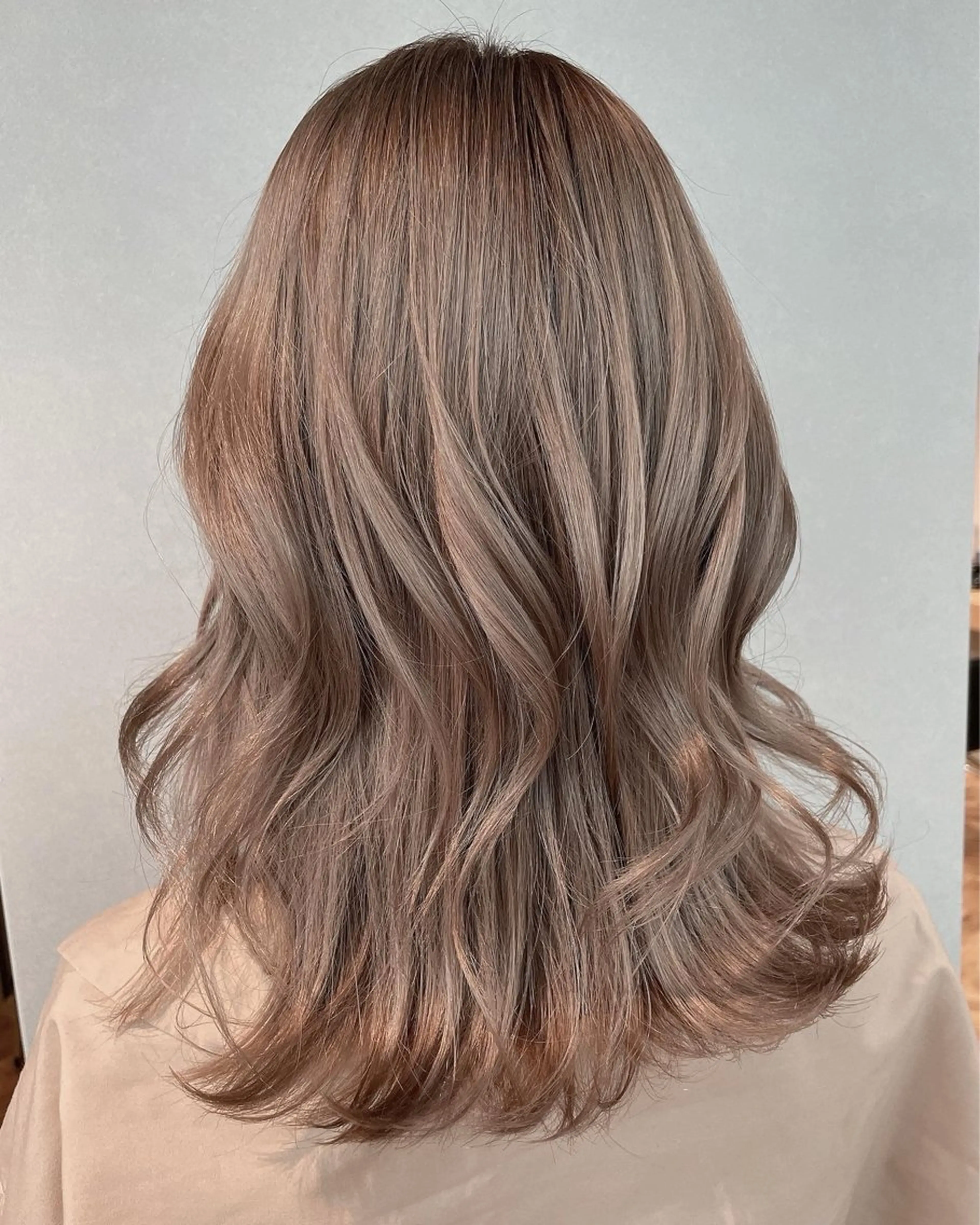 セミロング ヘアカラー REGISTA hair  works所属・下林 雅明のヘアスタイル