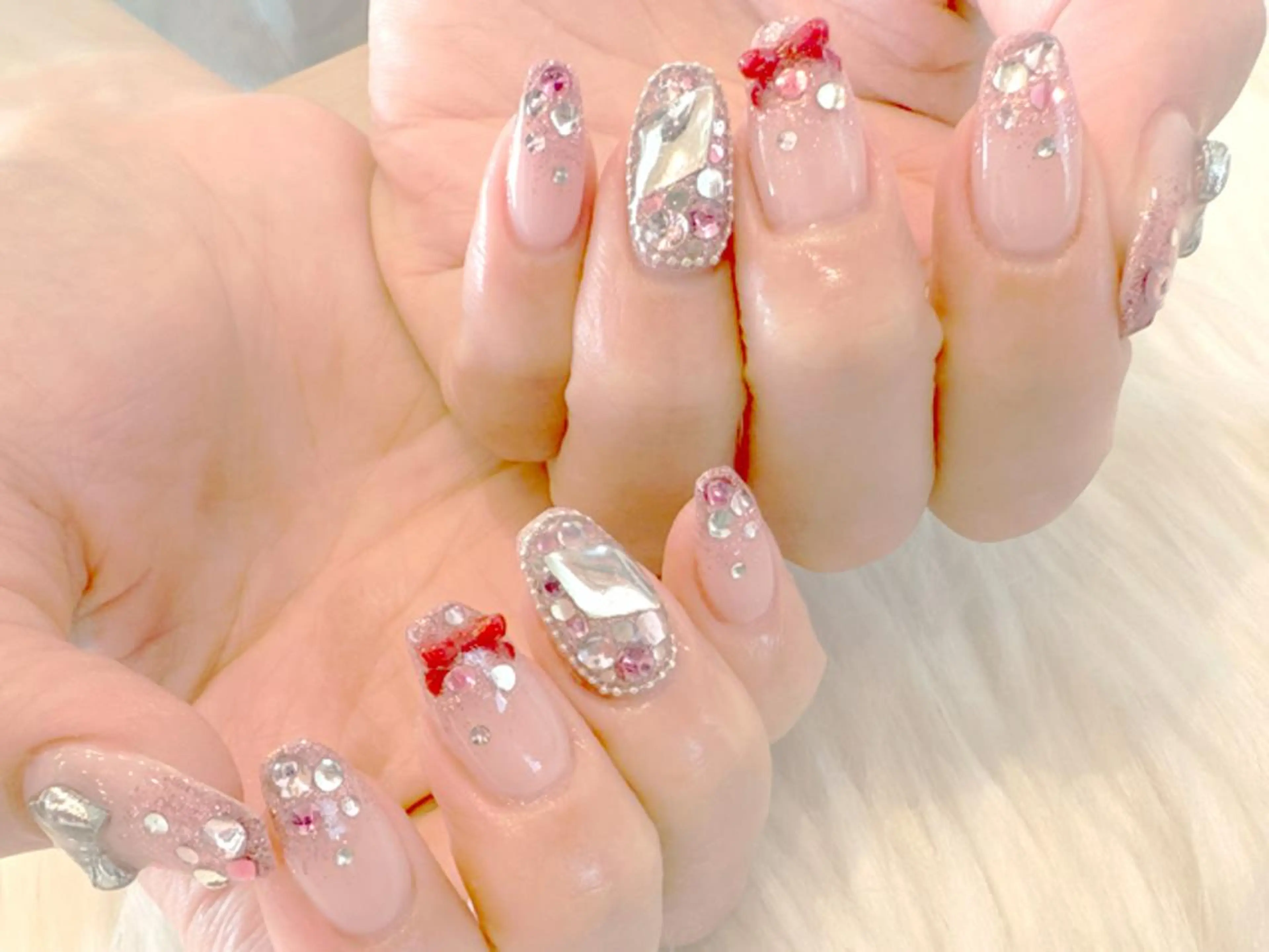 ネイル ハンドネイル Miku. Nのネイルデザイン