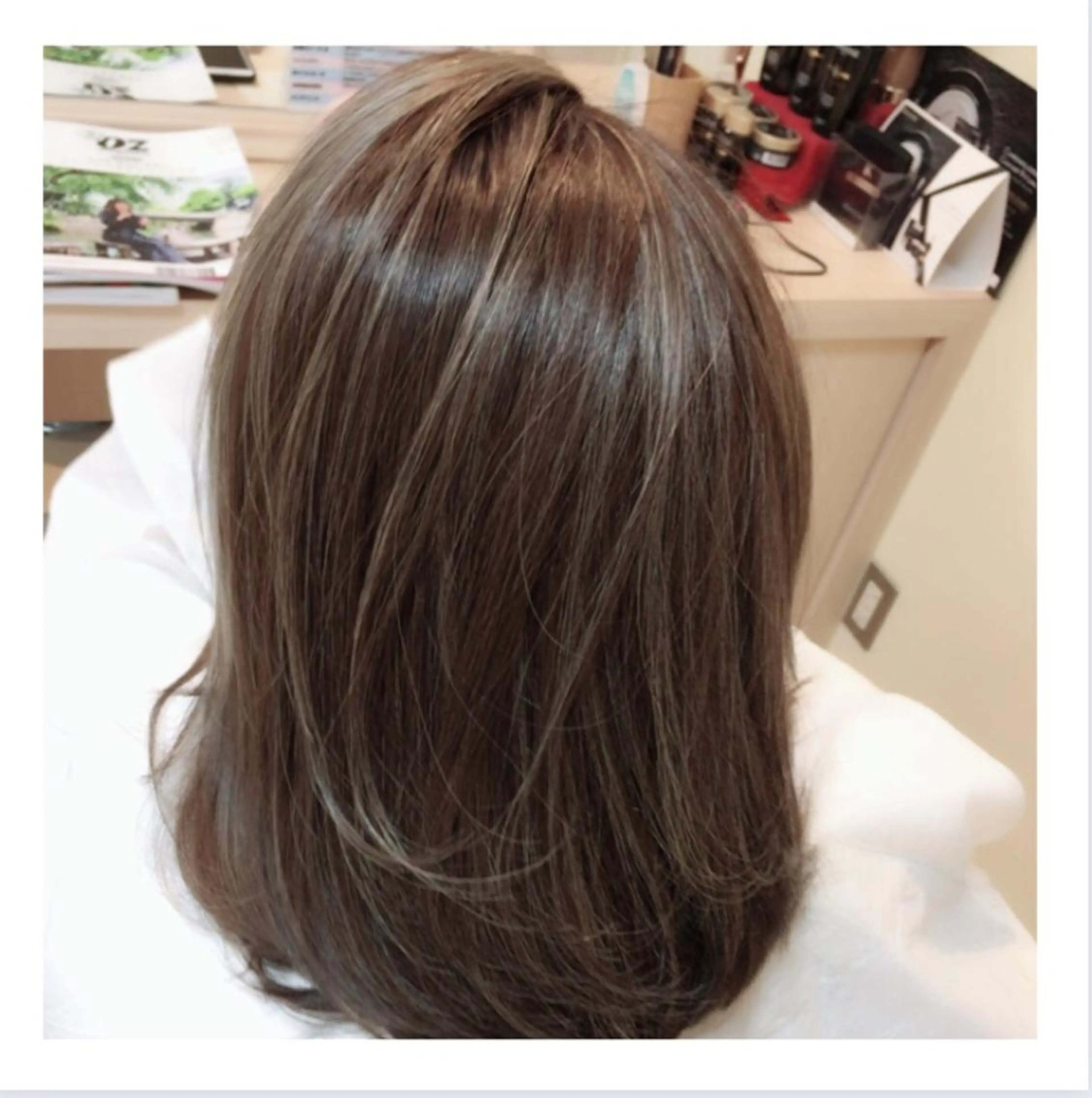 ミディアム カラー アッシュ 透明感カラー ハイライトカラー イルミナカラー ハイライト ✨️💎山口 真依💎✨️のヘアスタイル
