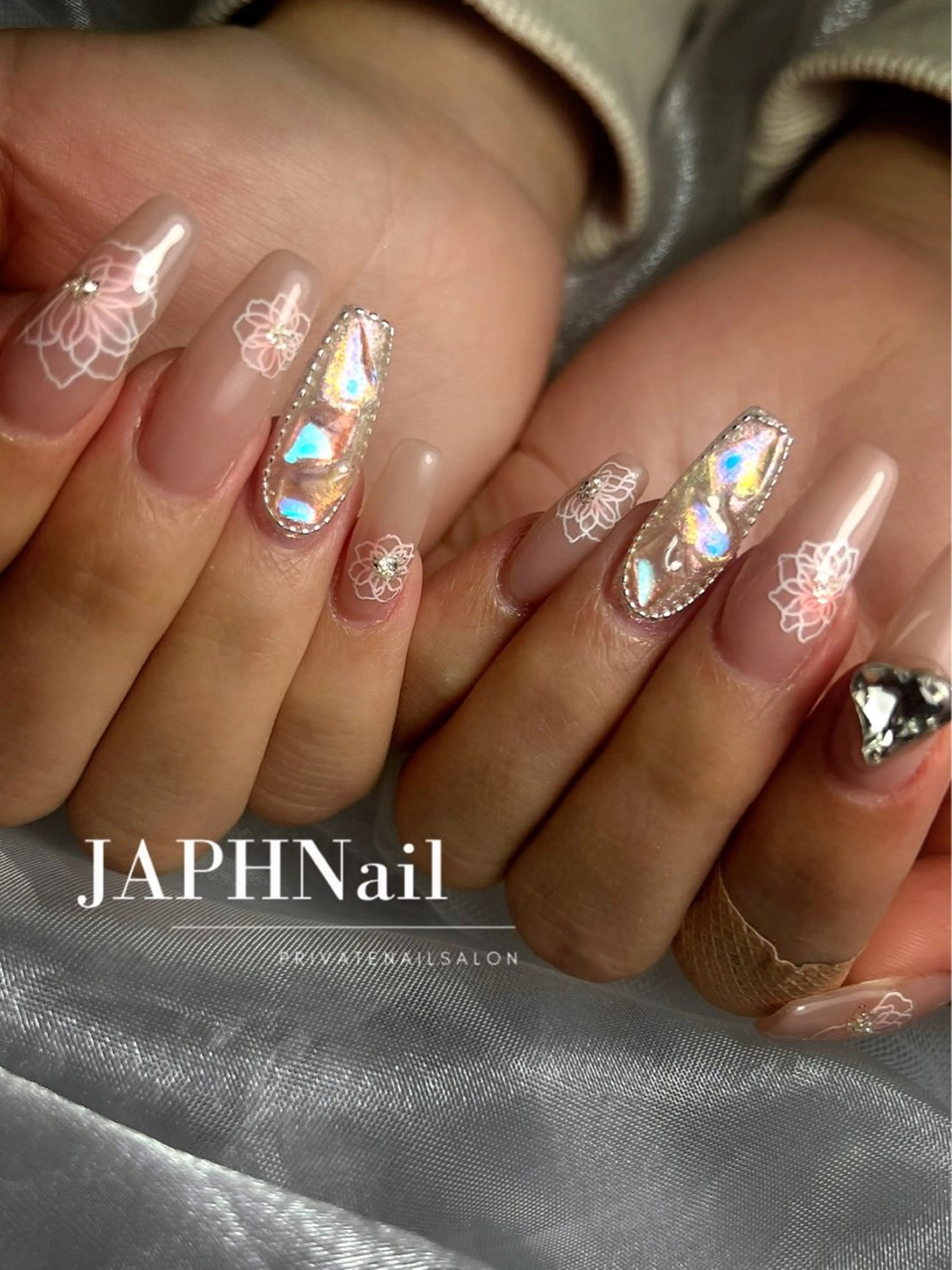 ネイル フットネイル キラキラネイル ロングネイル ニュアンスネイル ワンホンネイル NailSalon /JAPHのネイルデザイン