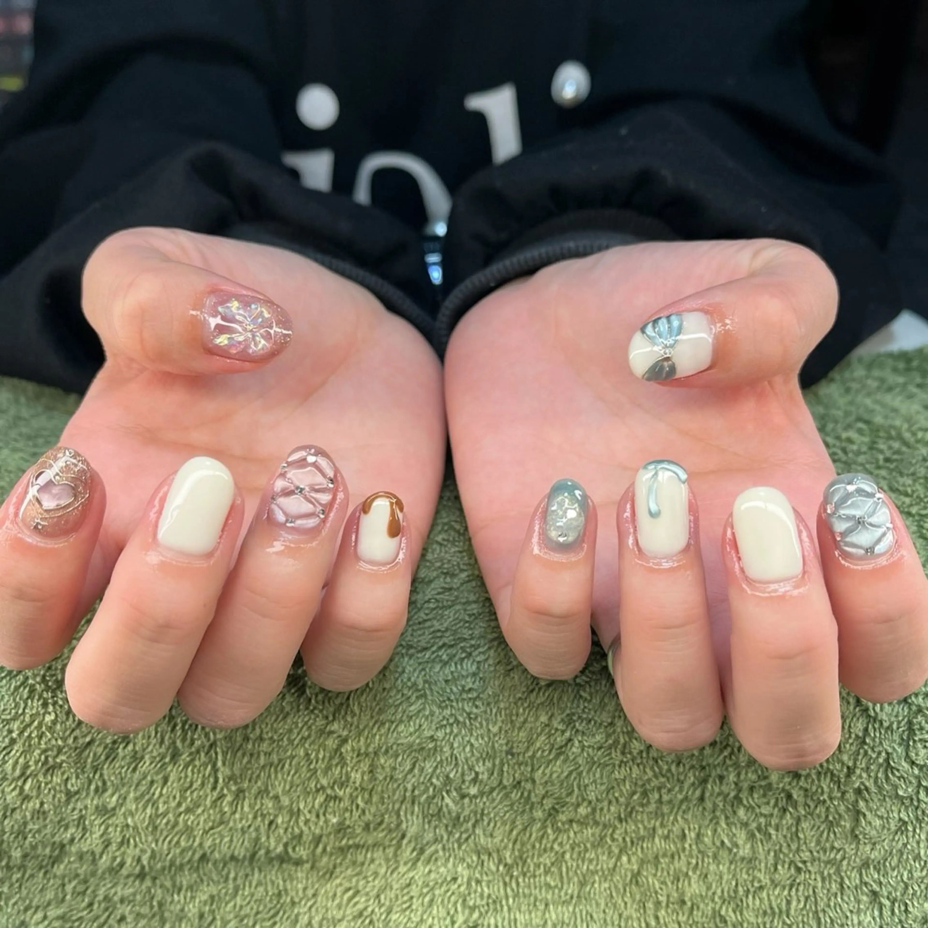 ネイル ハンドネイル フットネイル MHR nailのネイルデザイン