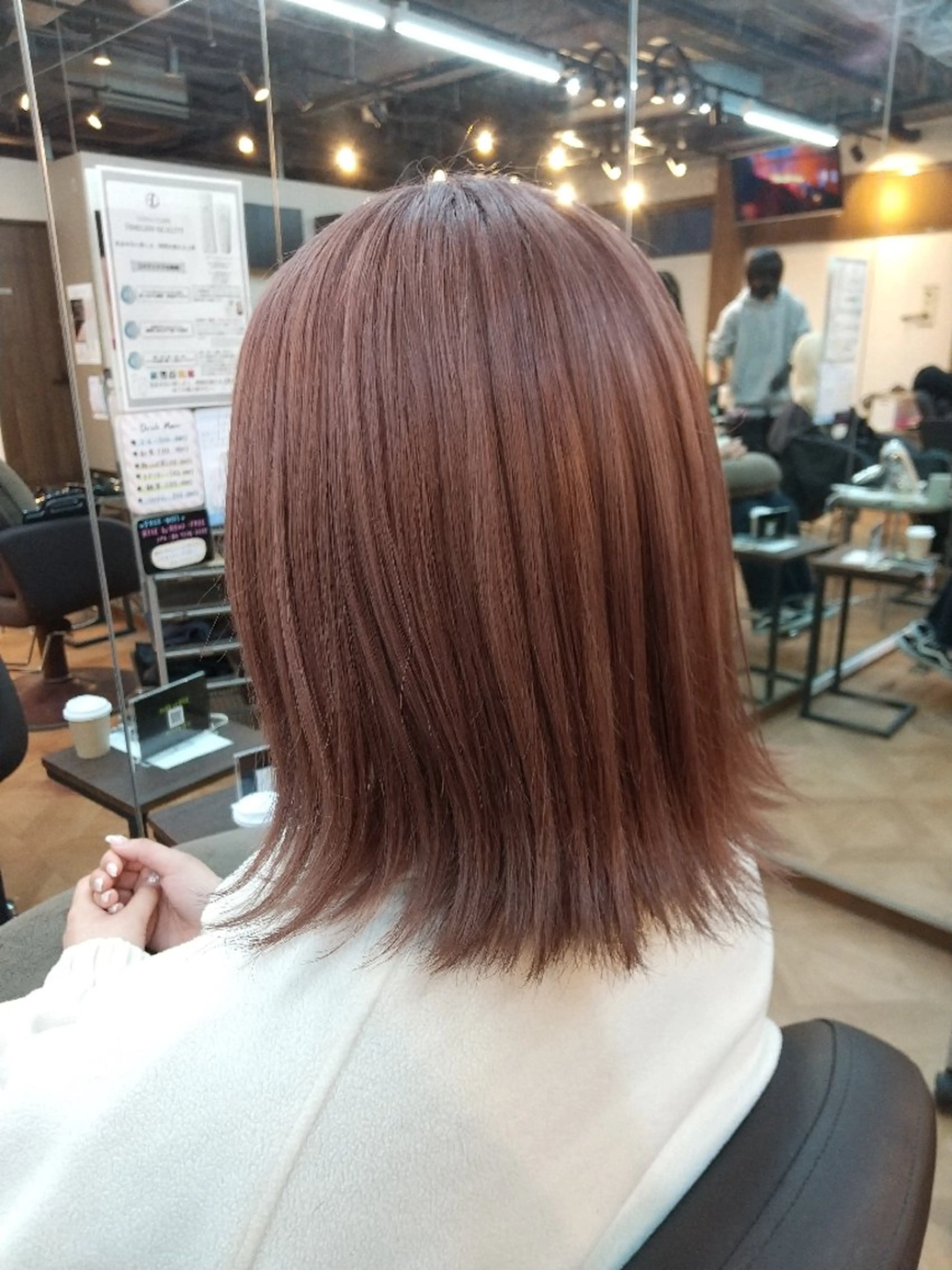 ミディアム カラー ブリーチ ピンクカラー 久村 奈菜のヘアスタイル