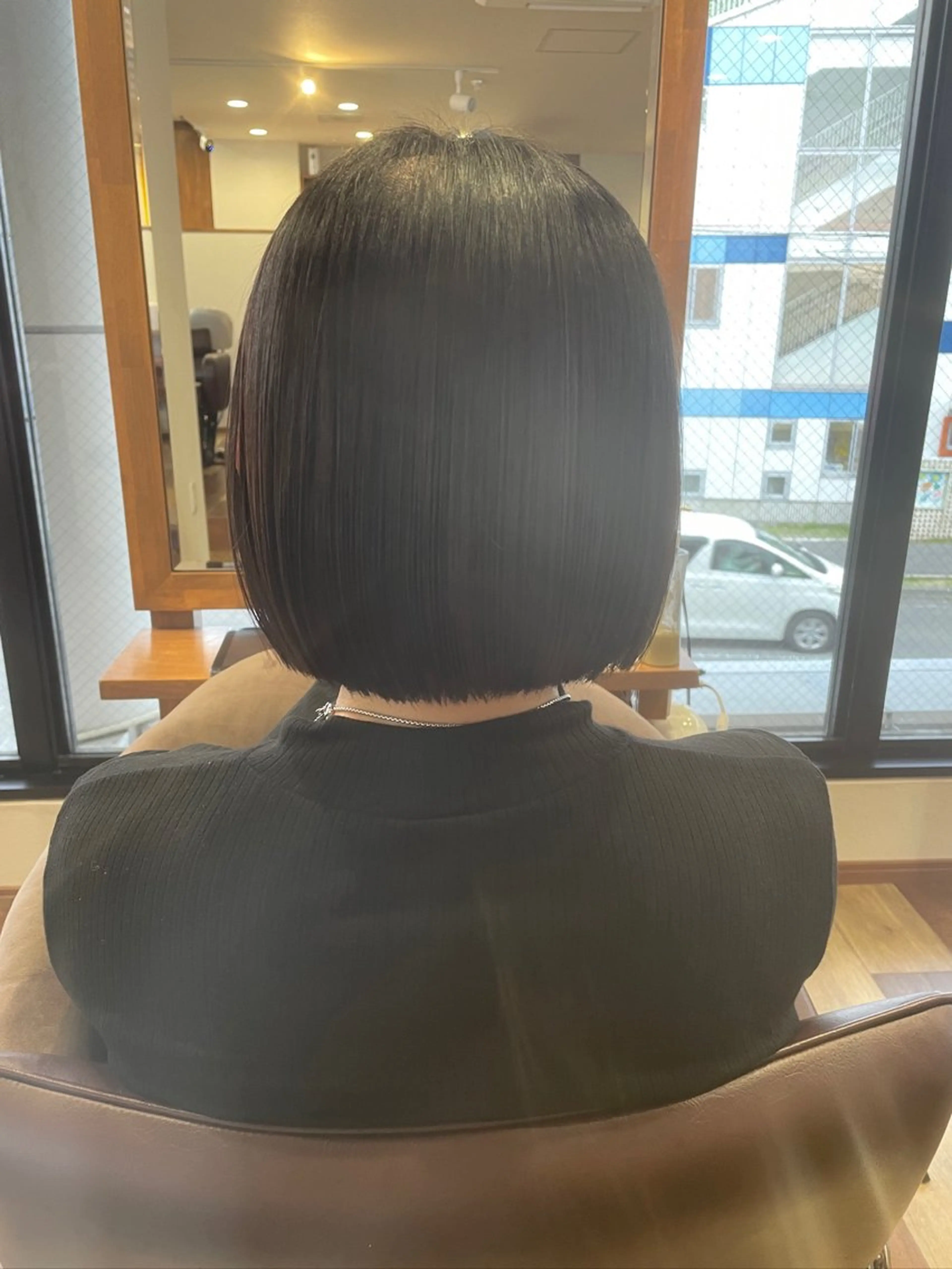 ショート パーマ 酸性ストレート ストレートパーマ カット 縮毛矯正 トリートメント 安村 美奈のヘアスタイル