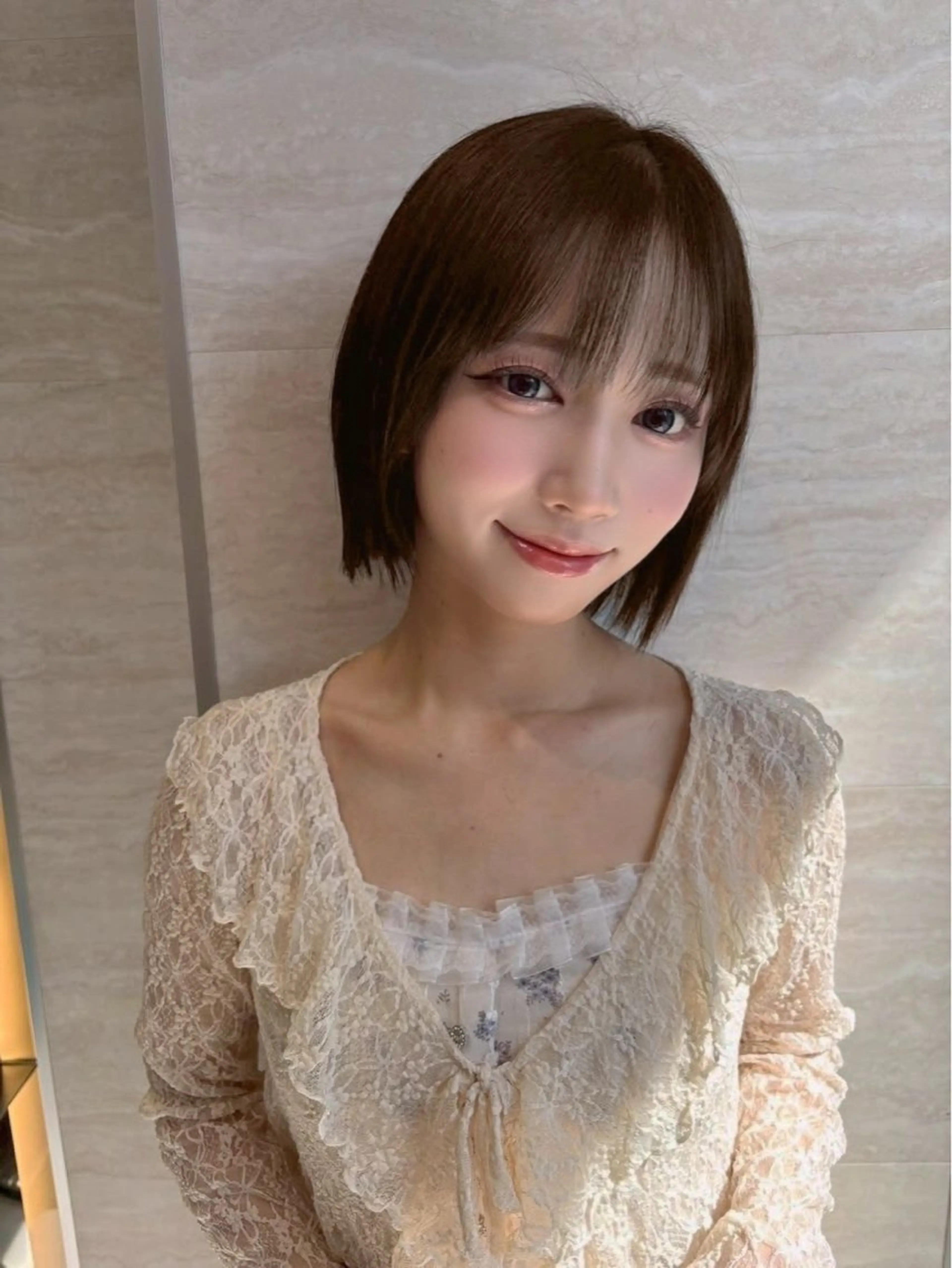 ミディアム ボブ ヘアカラー rina似合わせ レイヤー/メンズのヘアスタイル