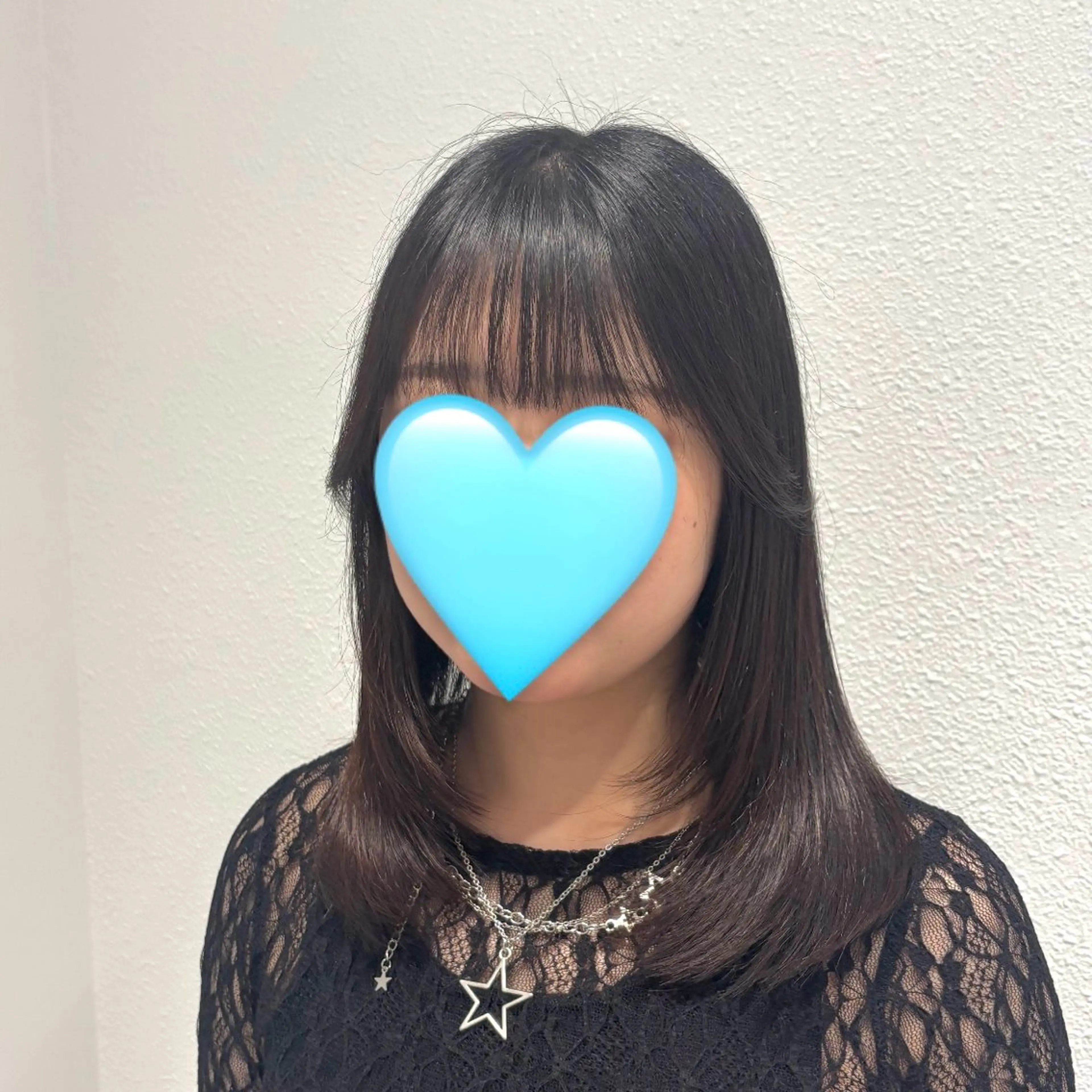 ミディアム 顔まわりレイヤー 顔周りカット レイヤーカット カット 艶カラー/アレンジ 💟すなおのヘアスタイル