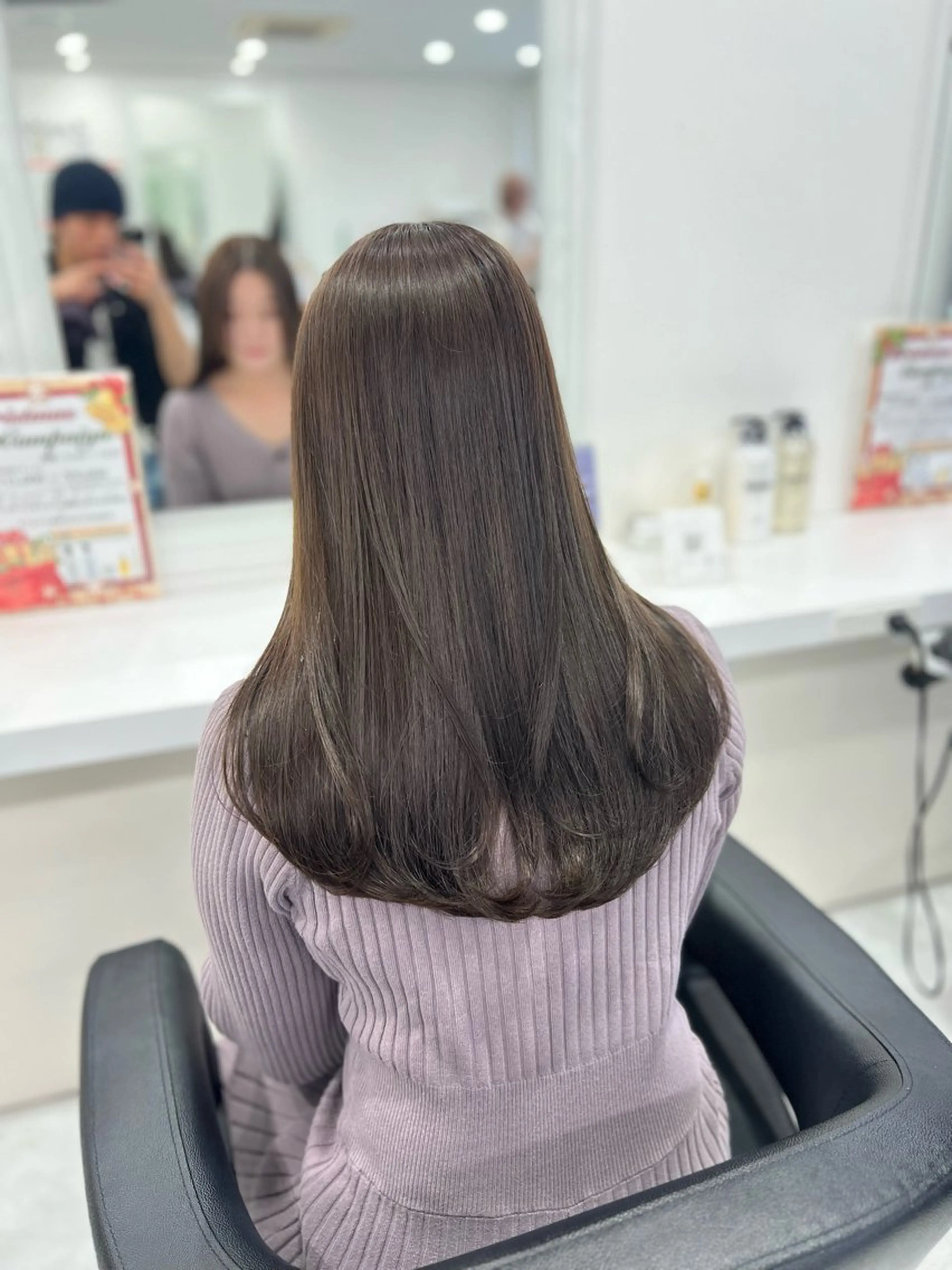 ロング カラー 透明感カラー🫧 レイヤーカットのヘアスタイル