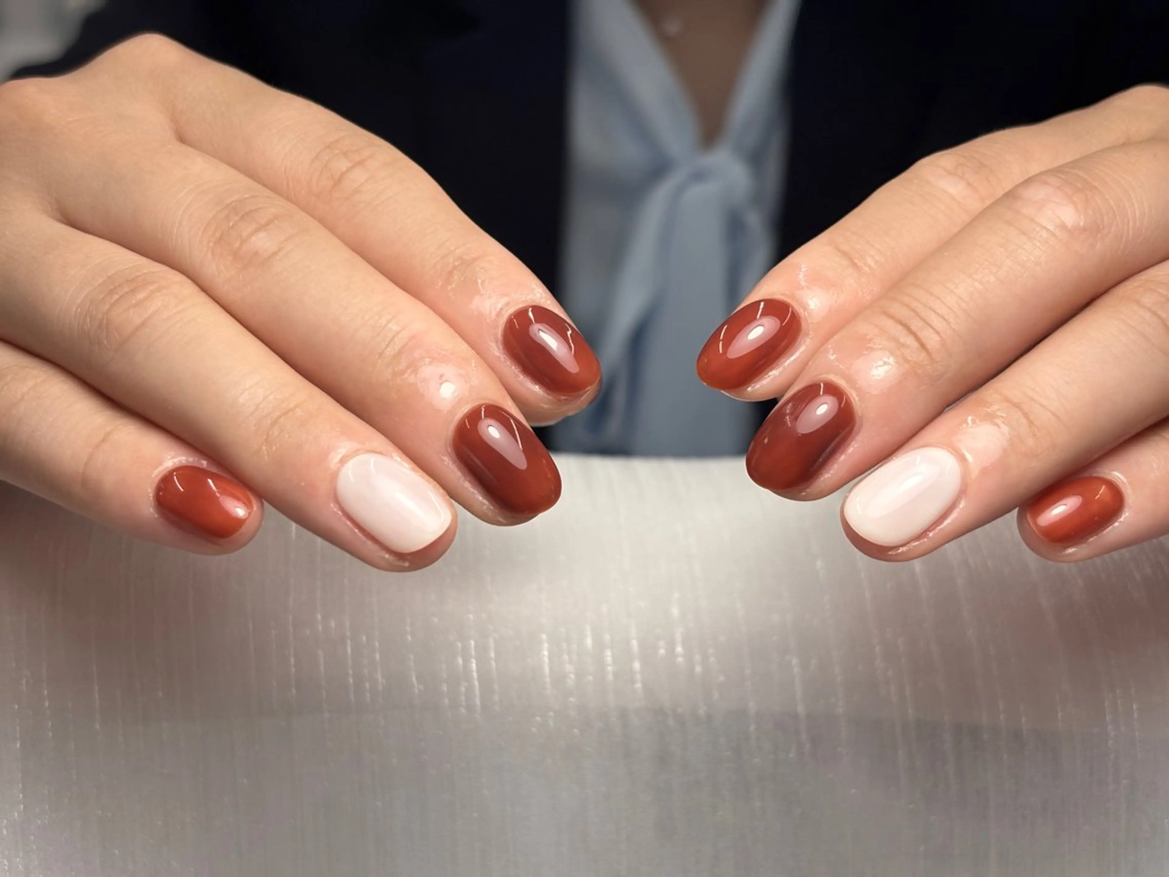 ショート ハンドネイル トゥー フエンのネイルデザイン