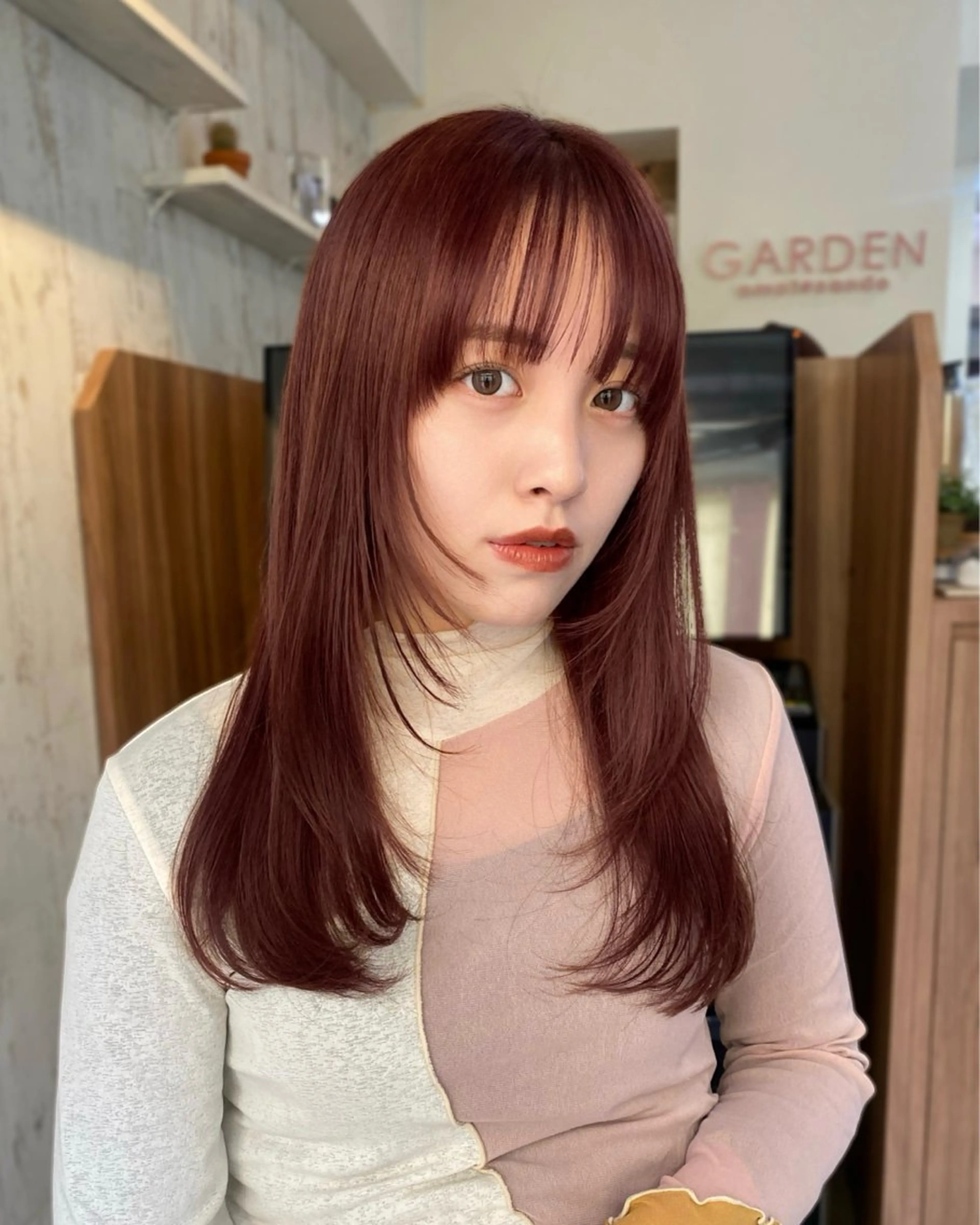 ミディアム カラー 顔まわりレイヤー レイヤーカット カット ヘアカラー トリートメント shiori/暖色/ レイヤー/似合わせのヘアスタイル