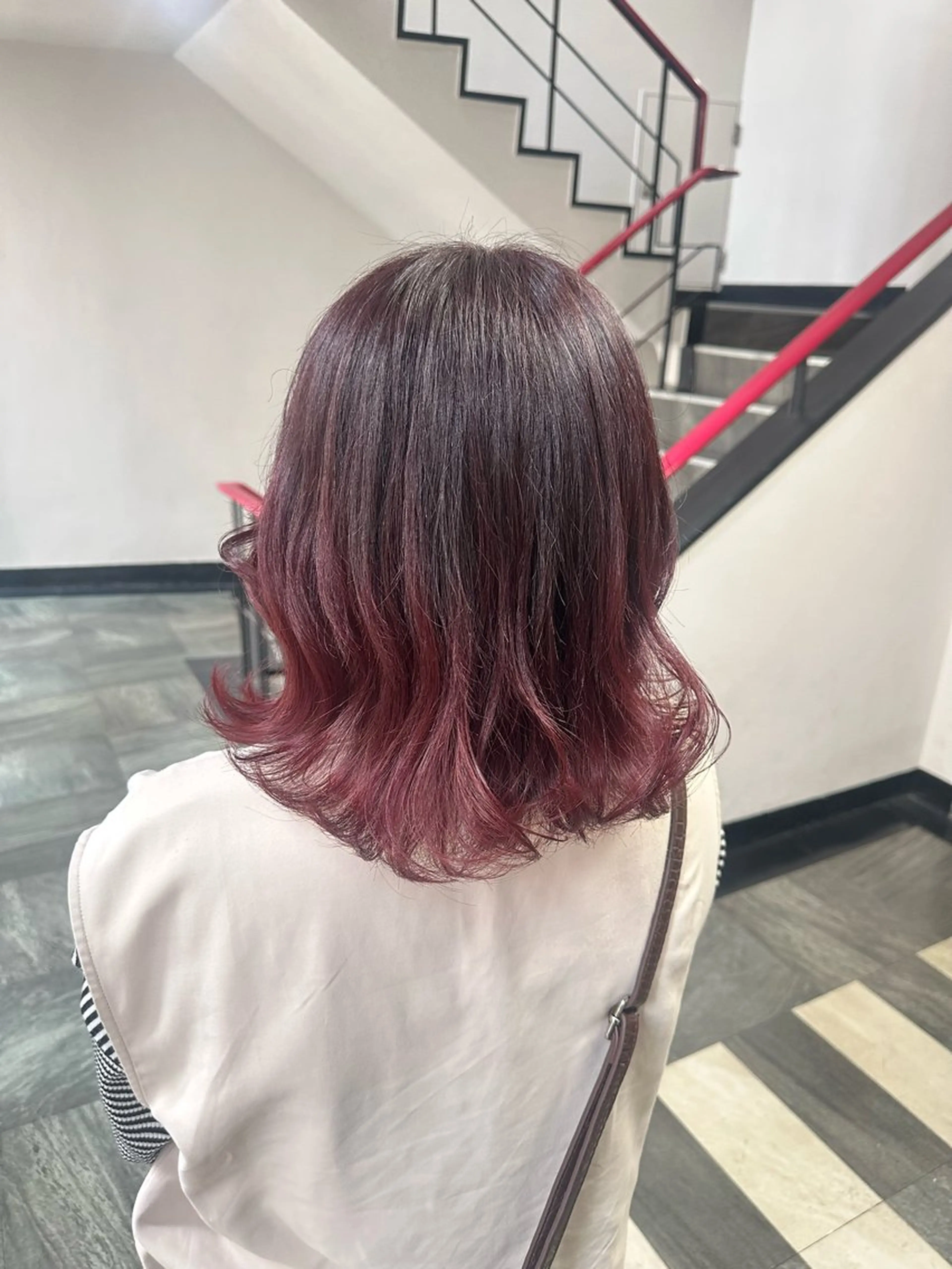 ミディアム MOURI CHISATOのヘアスタイル