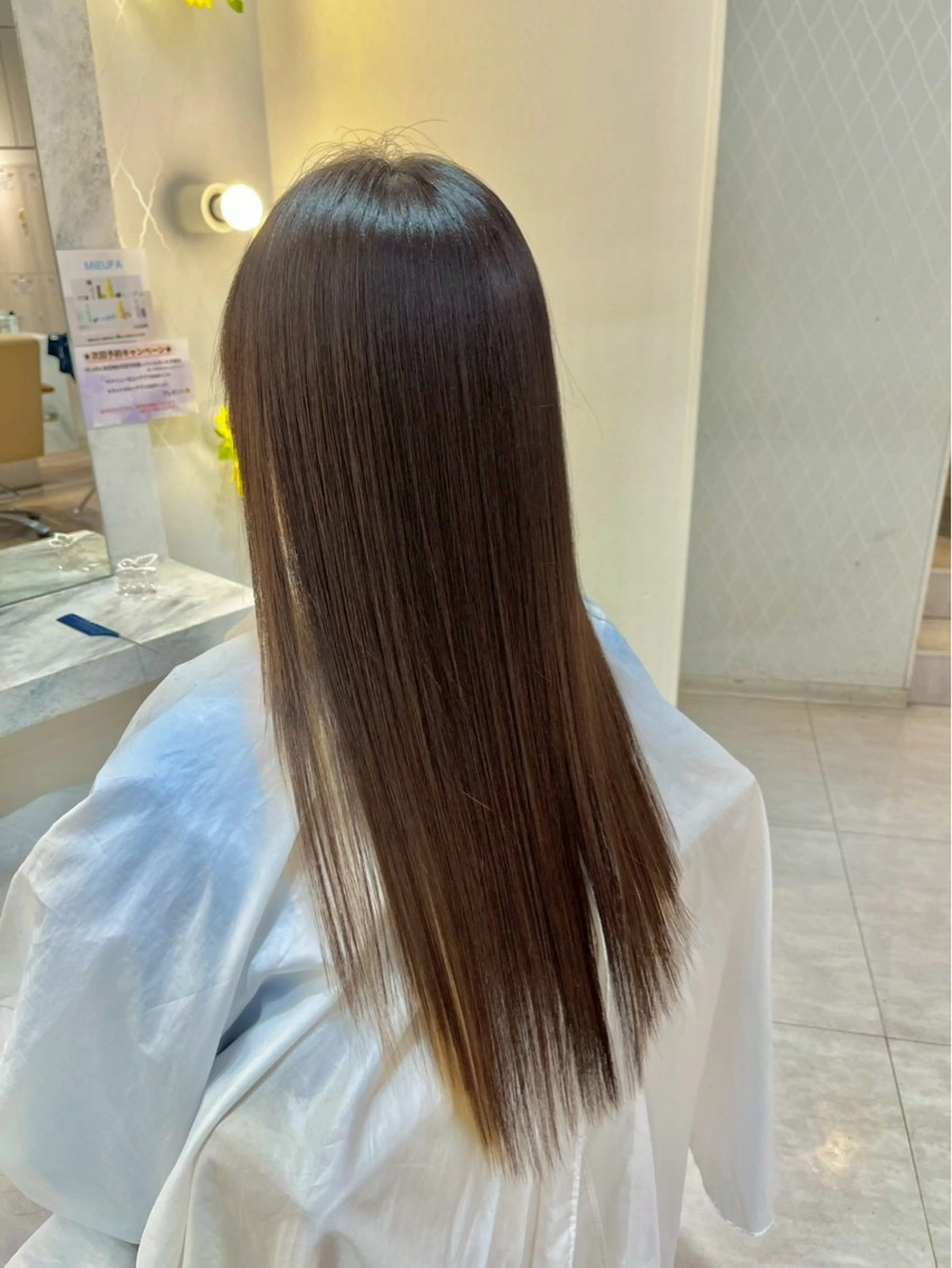 ロング カラー 伸ばしかけ 縮毛矯正 ヘアメイクwill野田阪神店所属・石井 悠のヘアスタイル