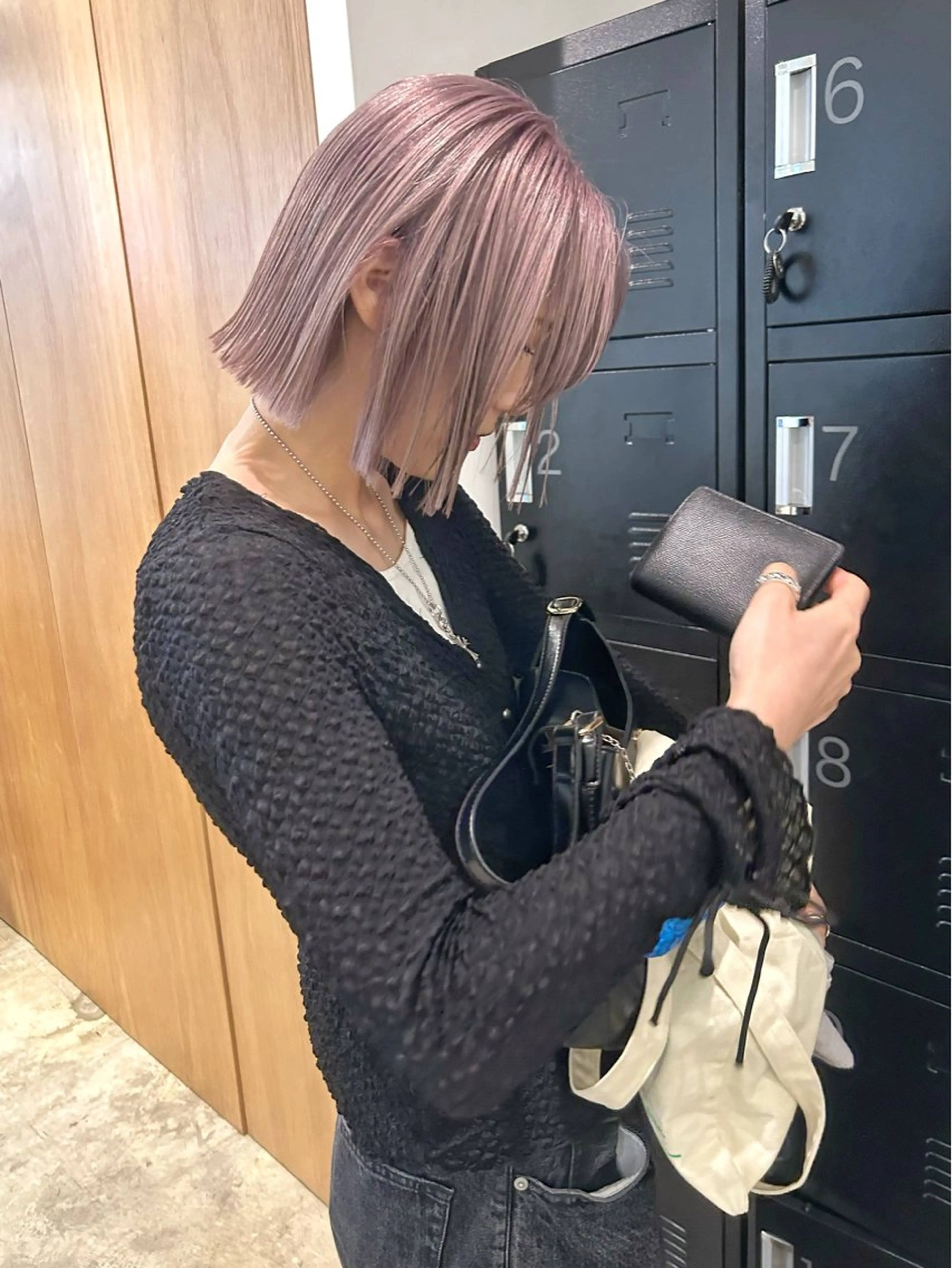 ショート カラー ベージュカラー ピンクカラー ピンクベージュ カット ヘアカラー カラーリスト菅野 竜矢🌈のヘアスタイル