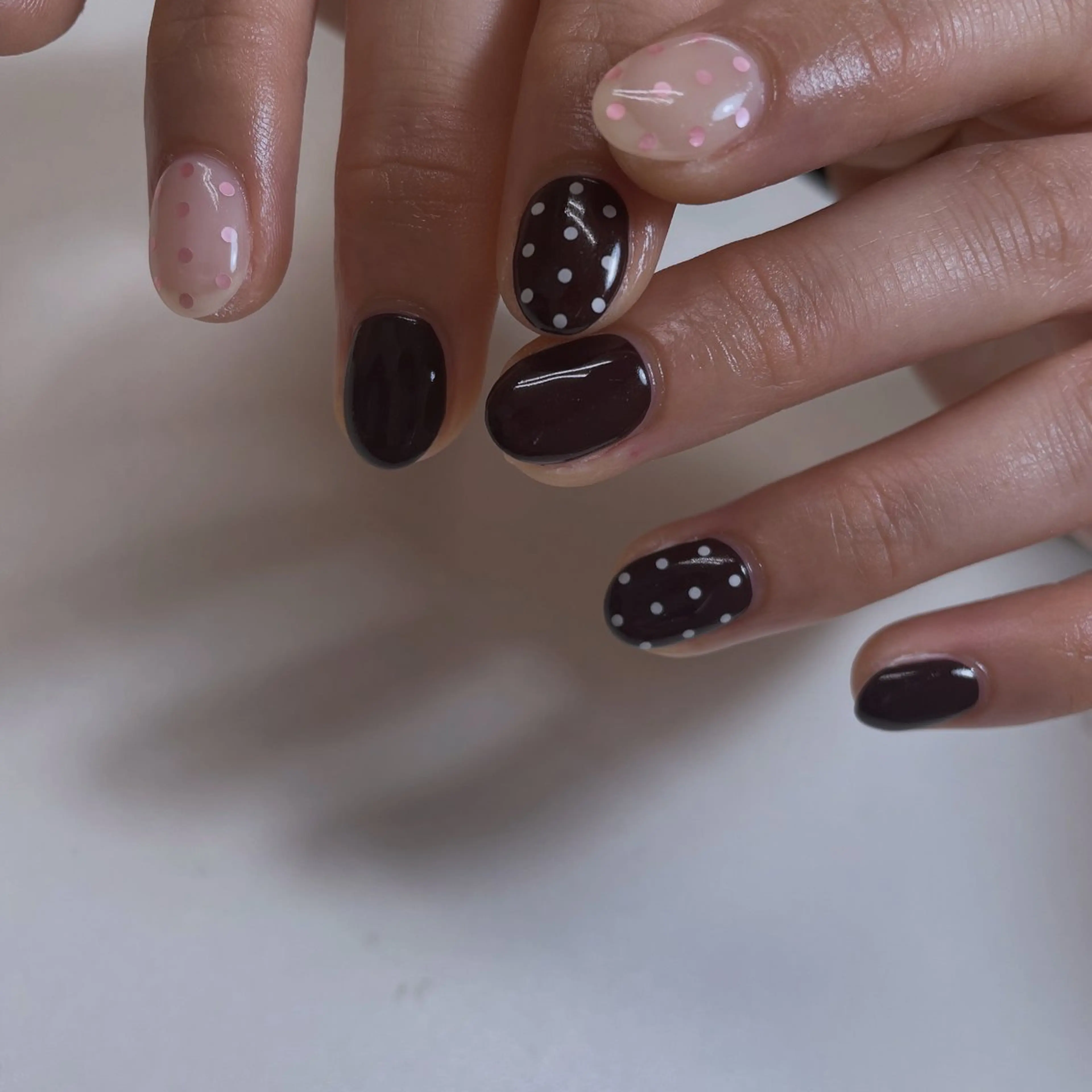 【平日のみ】SNS専用モデル / simple art / nuance nail / オフ有 / 無の写真