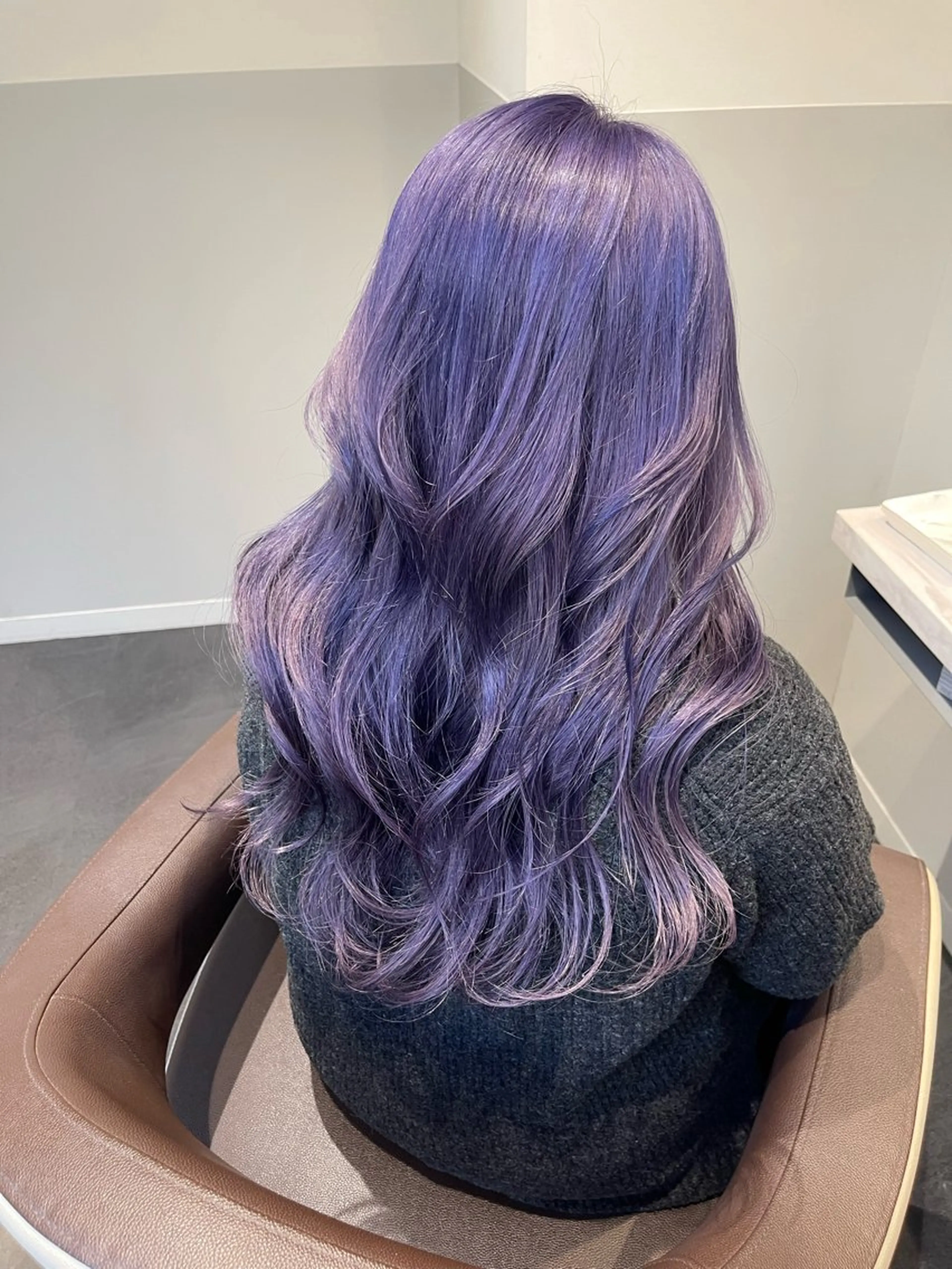 ロング カラー ブルーカラー ブルーラベンダー ラベンダーカラー カット ヘアカラー トリートメント 〻ツヤハイトーン🩰 🤍HARUCAのヘアスタイル