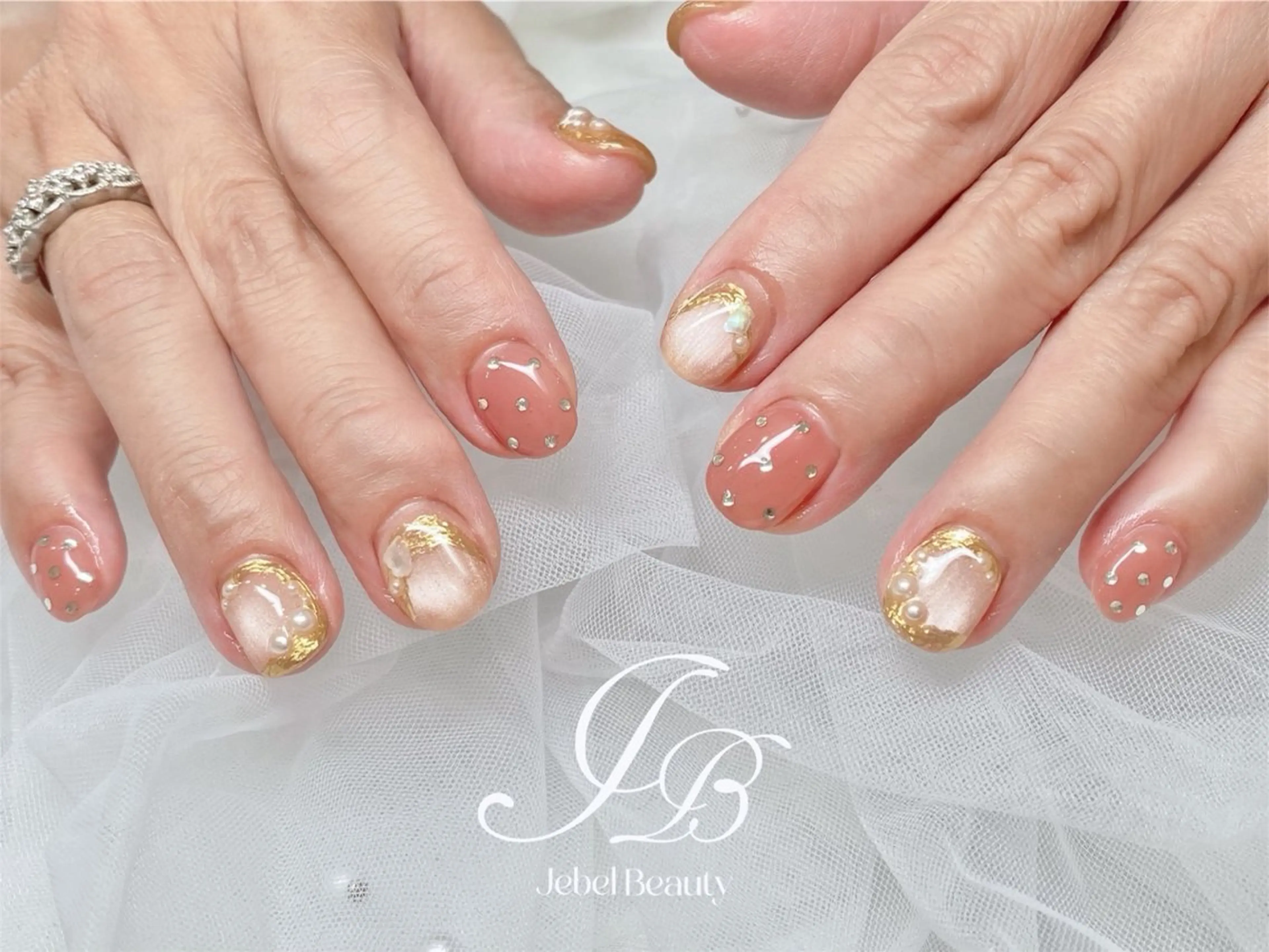 ネイル Jebel Beauty所属・Jebel Beauty Miuの眉毛・アイブロウイメージ