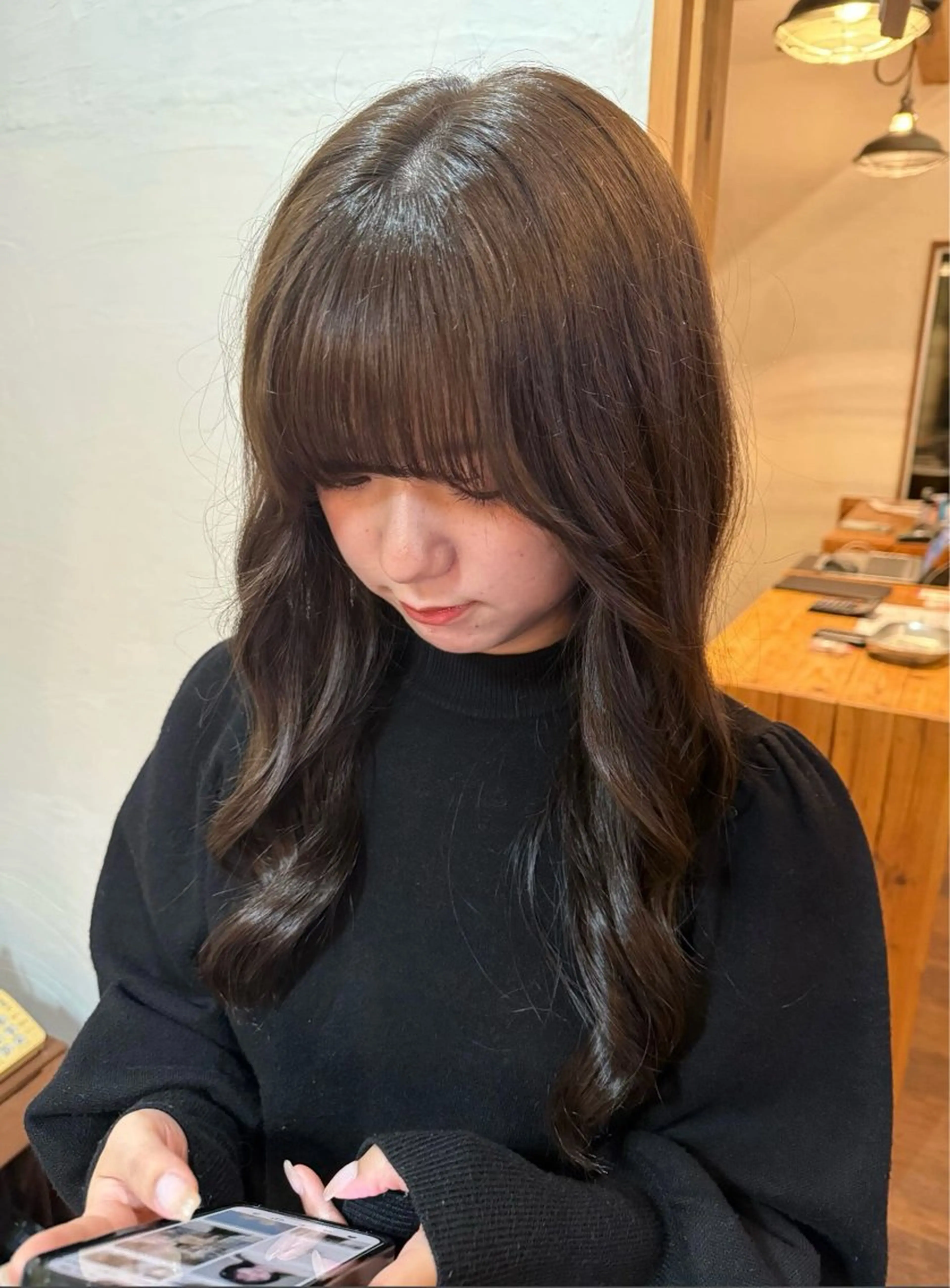 ロング カラー ヘアカラー トリートメント 秋葉 陸のヘアスタイル