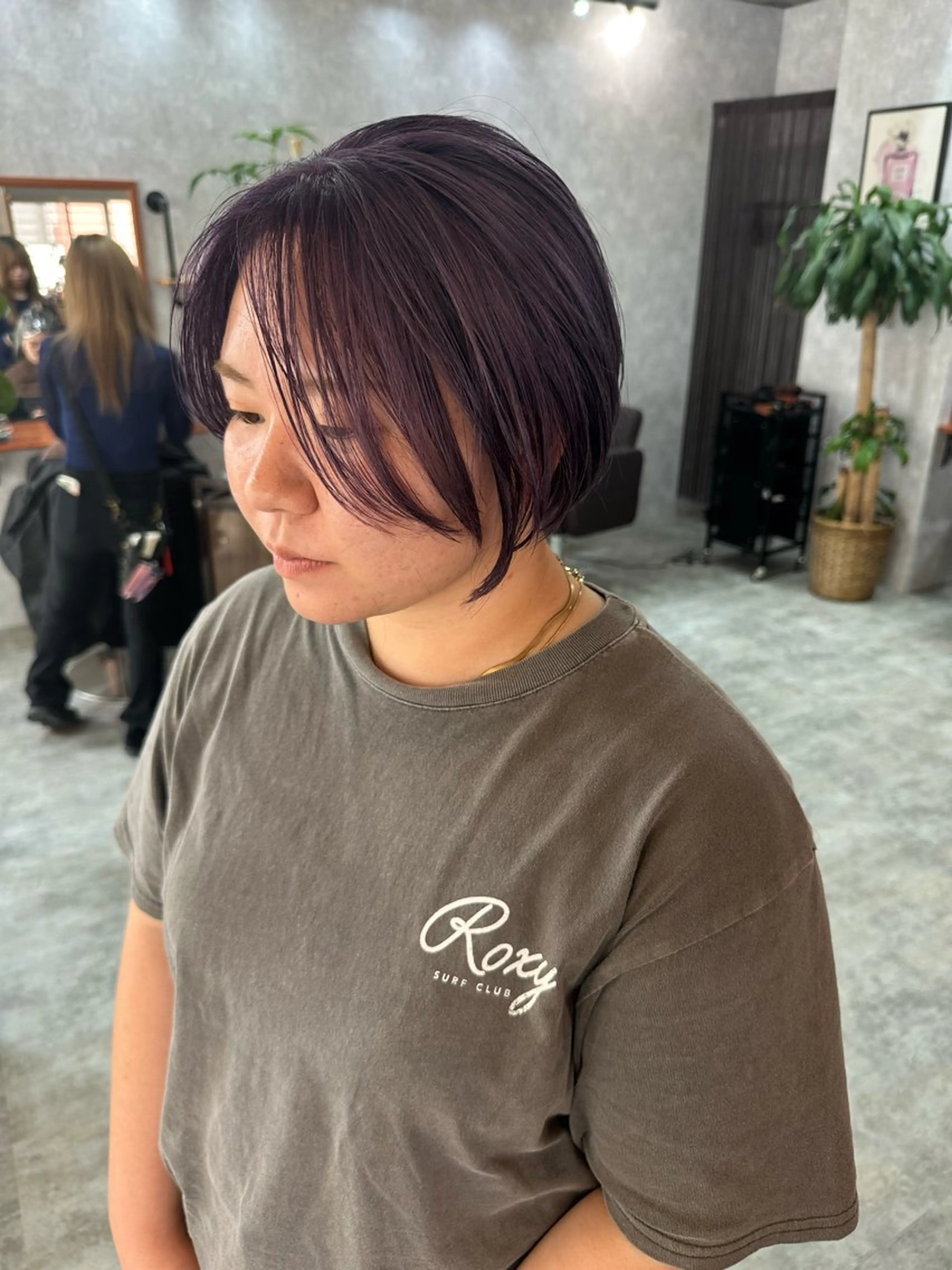 ショート 切りっぱなしボブ ショートボブ ハンサムショート 丸みショート ボブ カット ヘアカラー トリートメント モテ髪/ボブ/ショー ト/アダチフウトのヘアスタイル