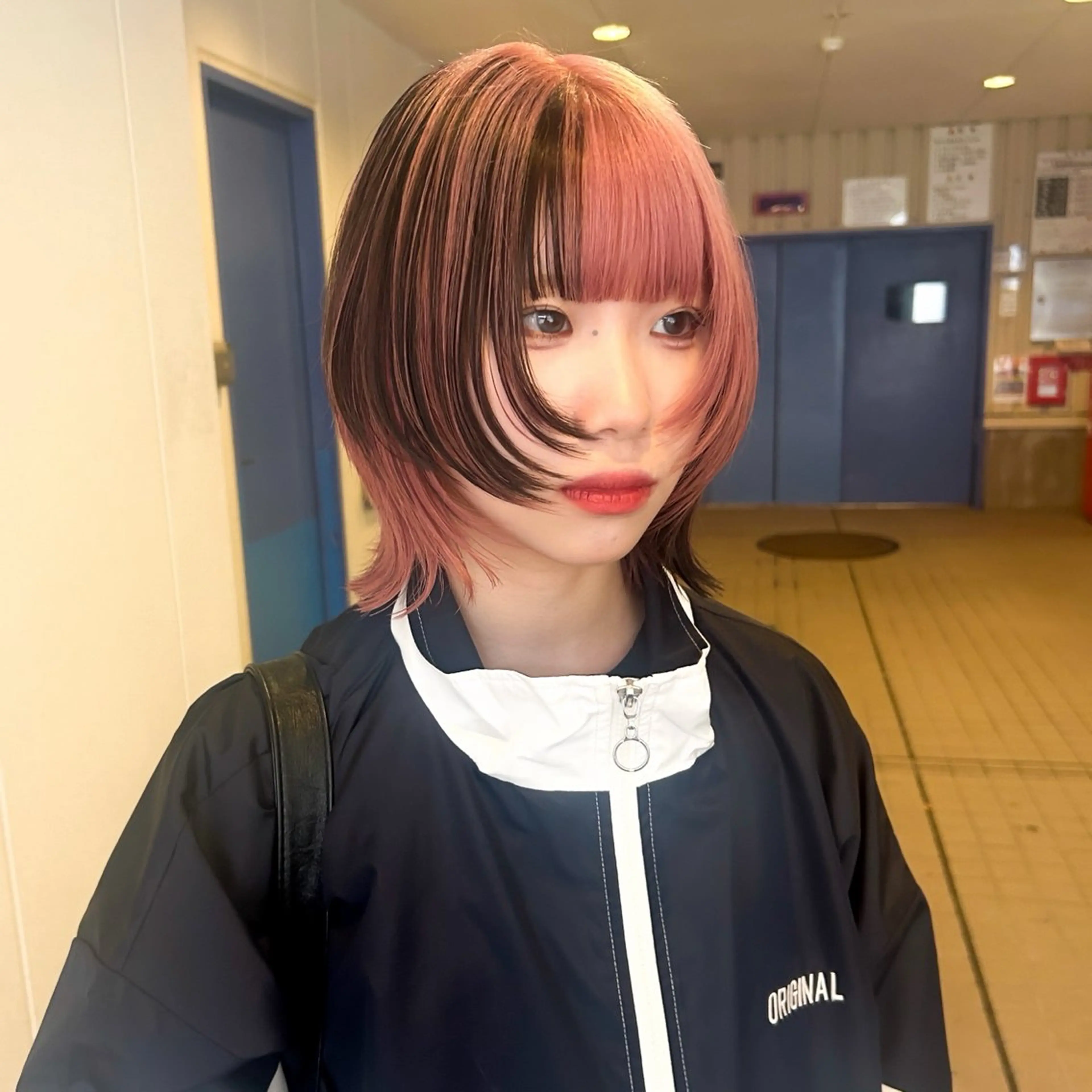 ショート カラー デザインカラー ピンクカラー ウルフカット カット ヘアカラー トリートメント ウルフ/レイヤー /suzuhaのヘアスタイル