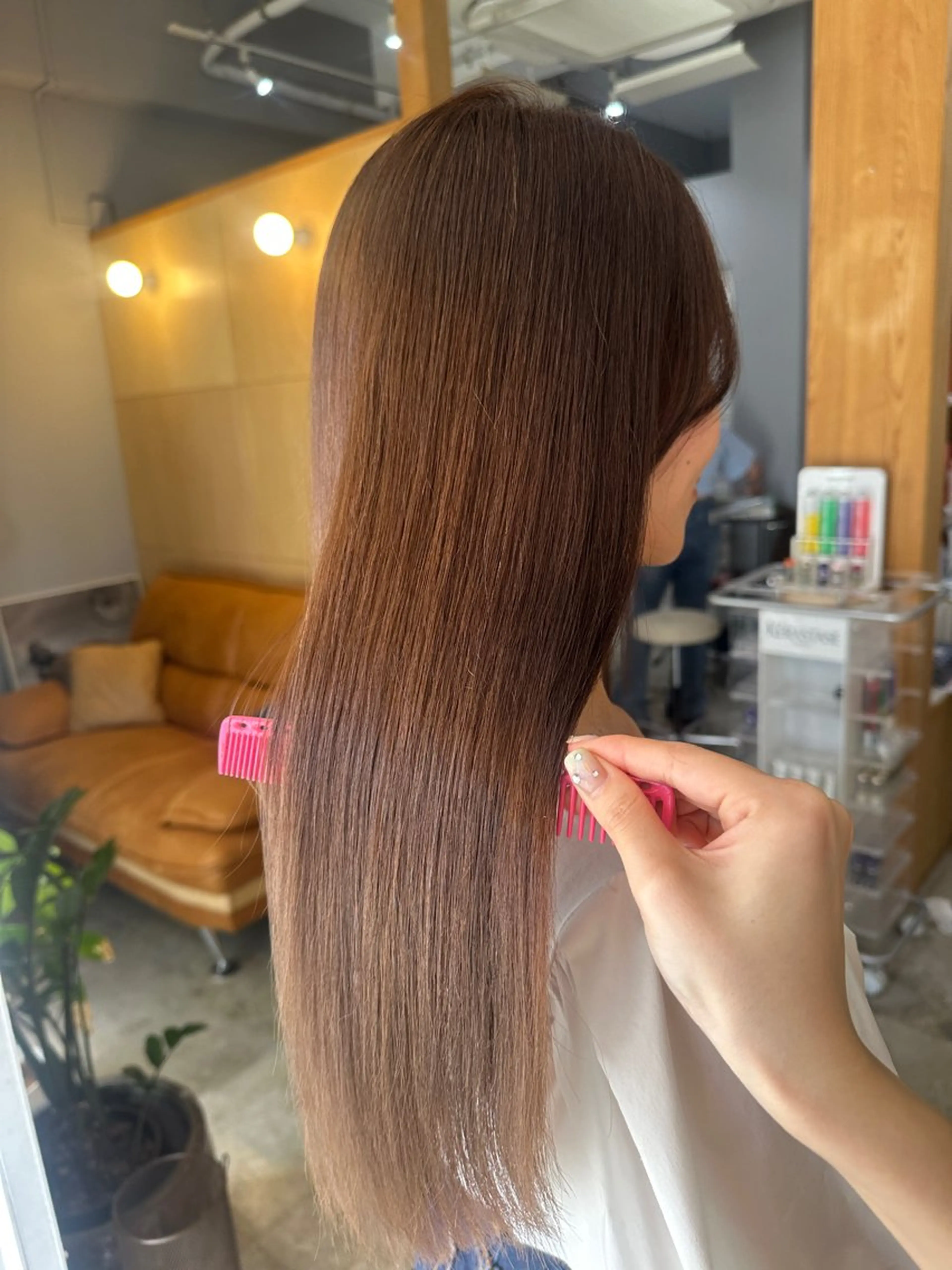 ミディアム 縮毛矯正 トリートメント miloc MOMOKAのヘアスタイル