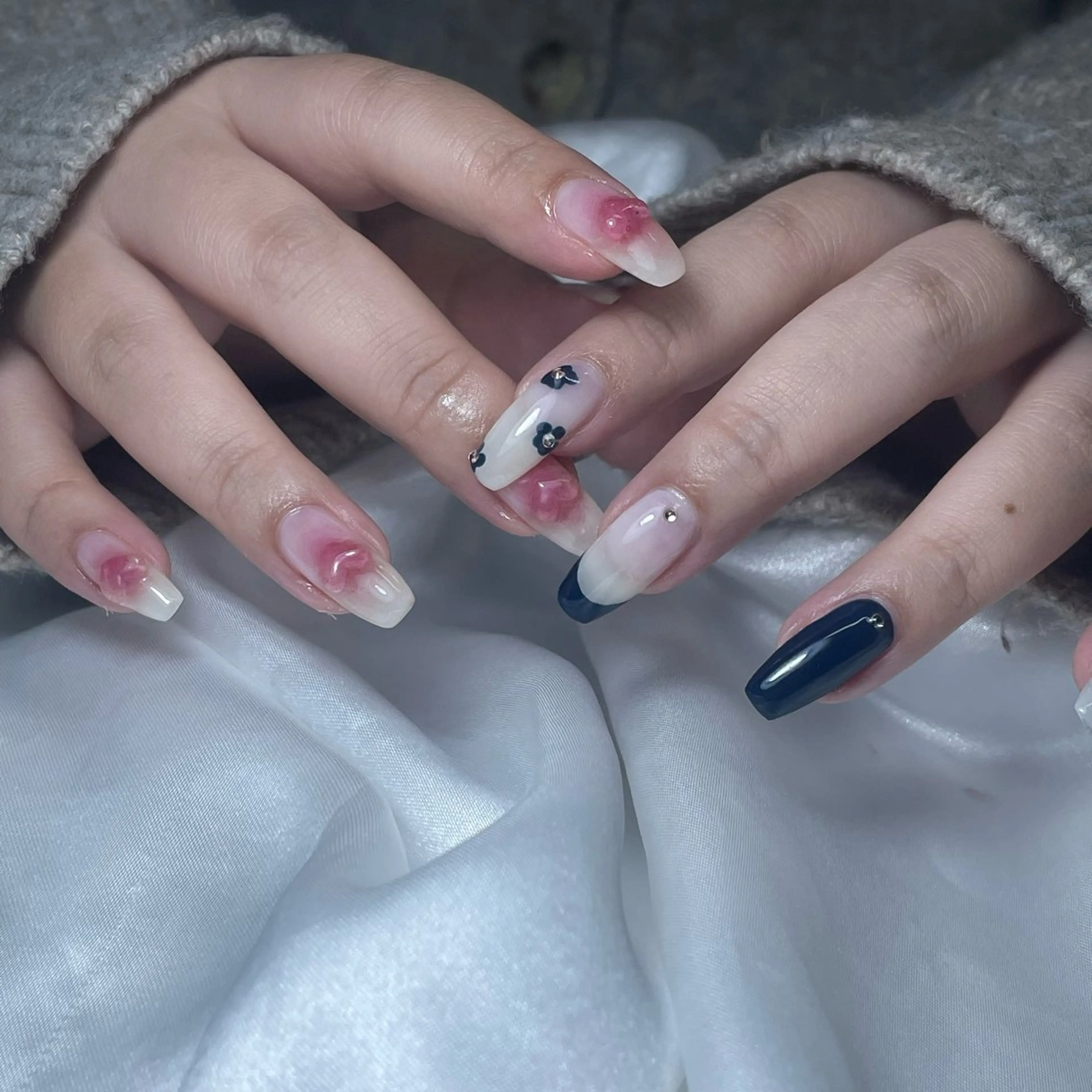 ネイル チークネイル WATANABE MAYUMIのネイルデザイン