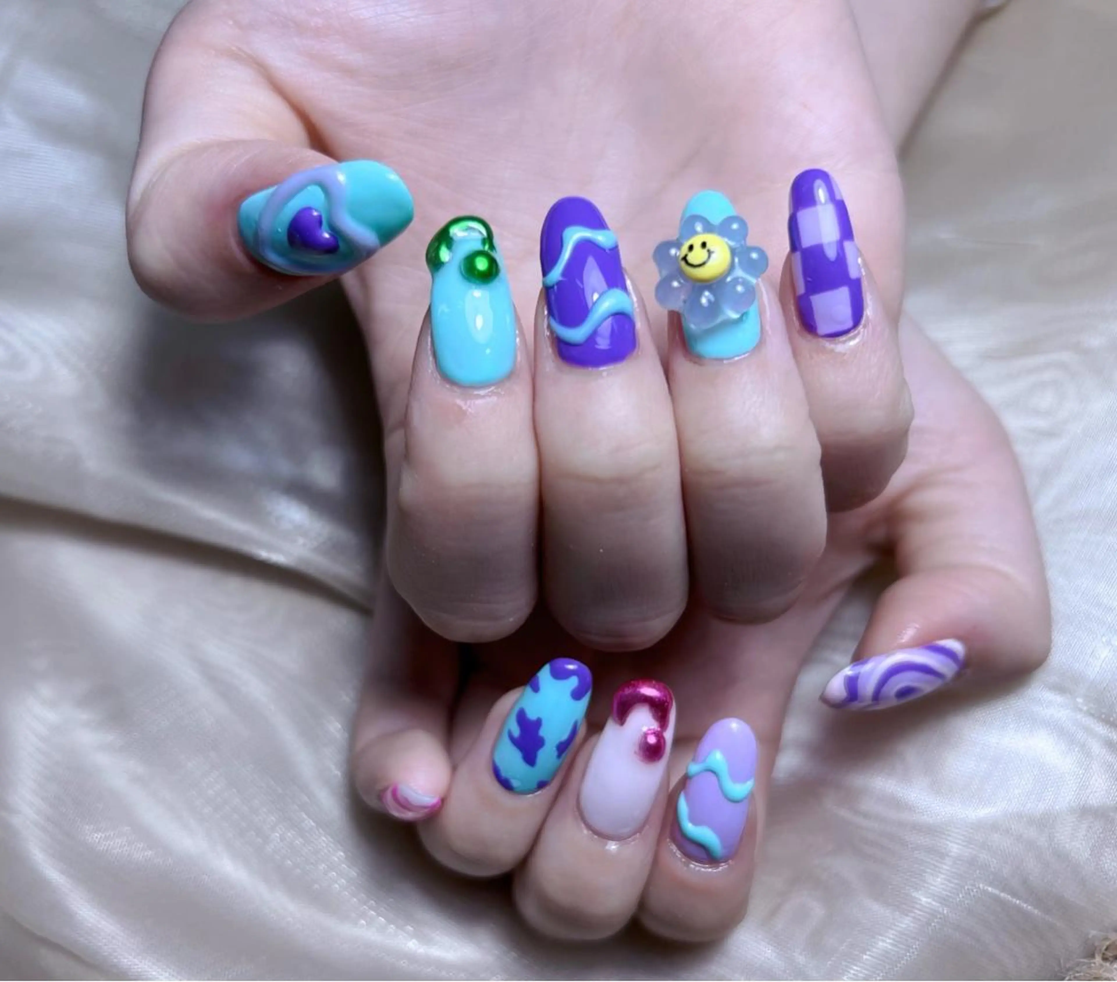 ネイル MissU ネイルサロンのネイルデザイン