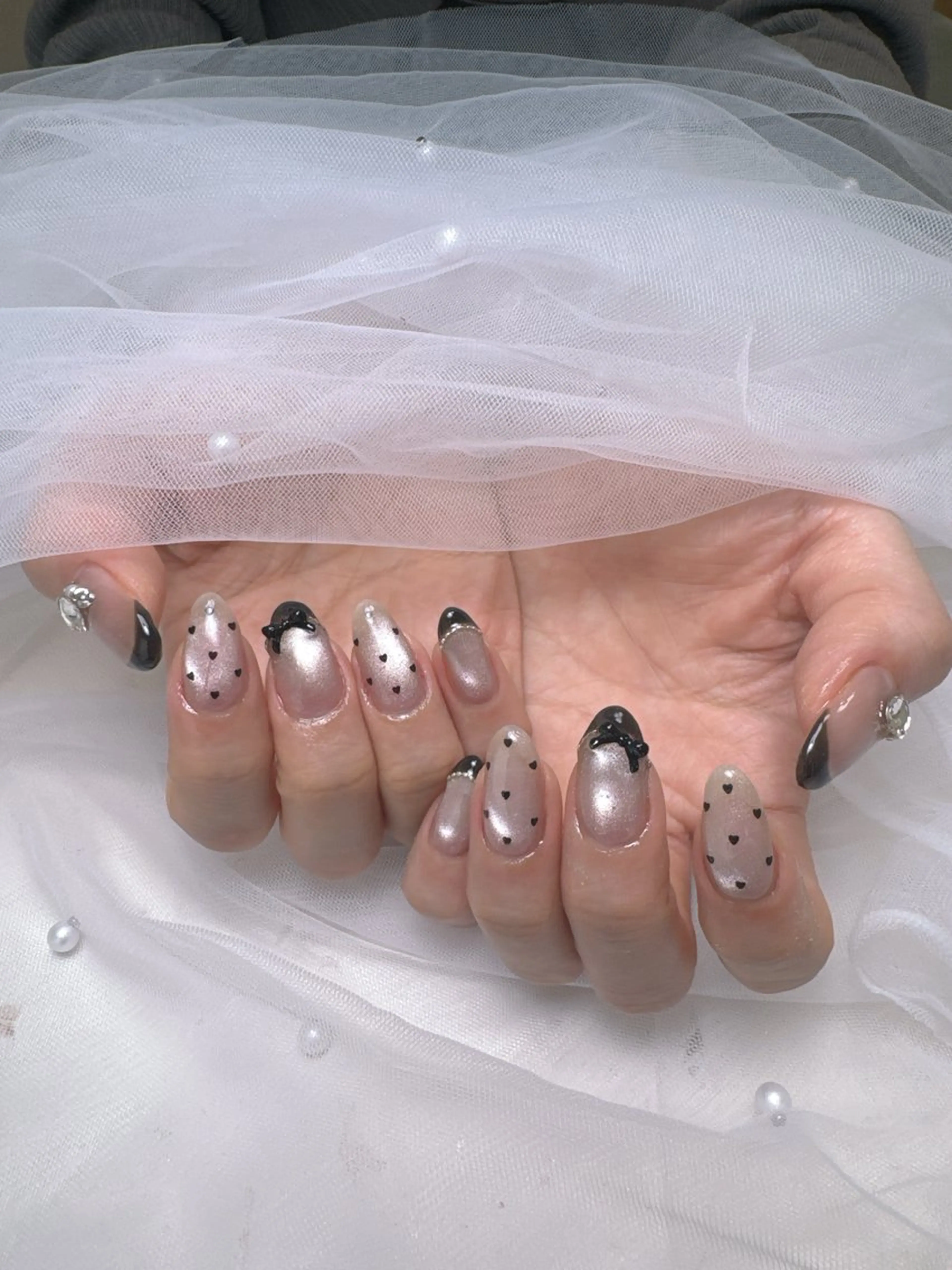 ネイル キラキラネイル 韓国ネイル 持ち込み ワンホンネイル Queeens nailのネイルデザイン